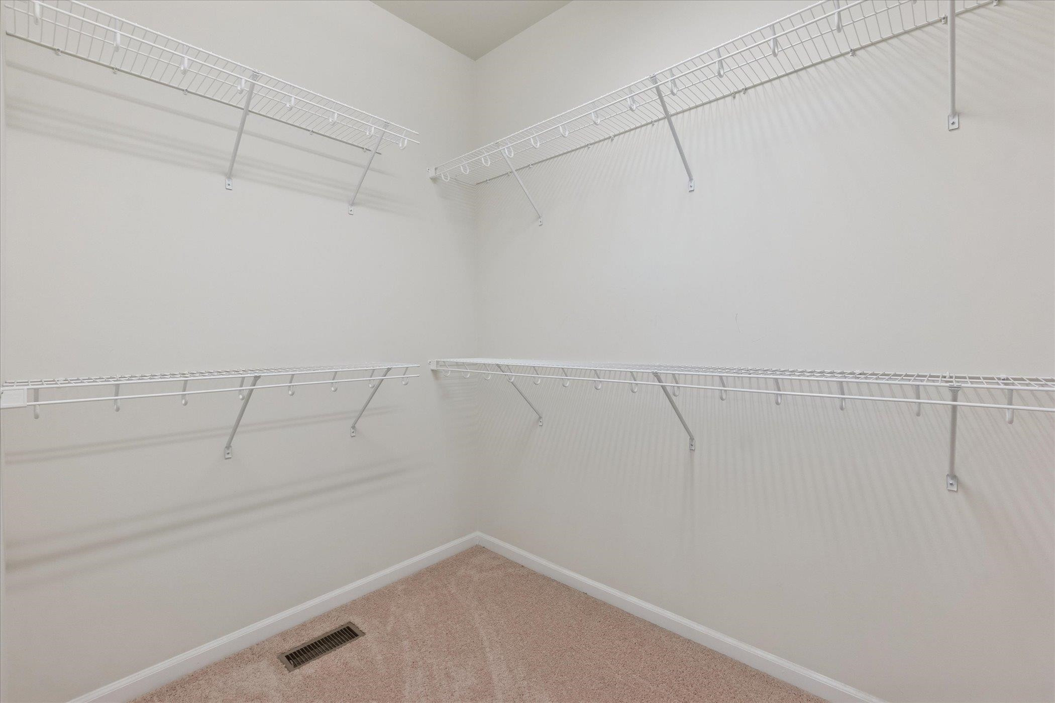 9525 Pine Valley Drive, Grand Blanc, MI 48439 — Photo 25