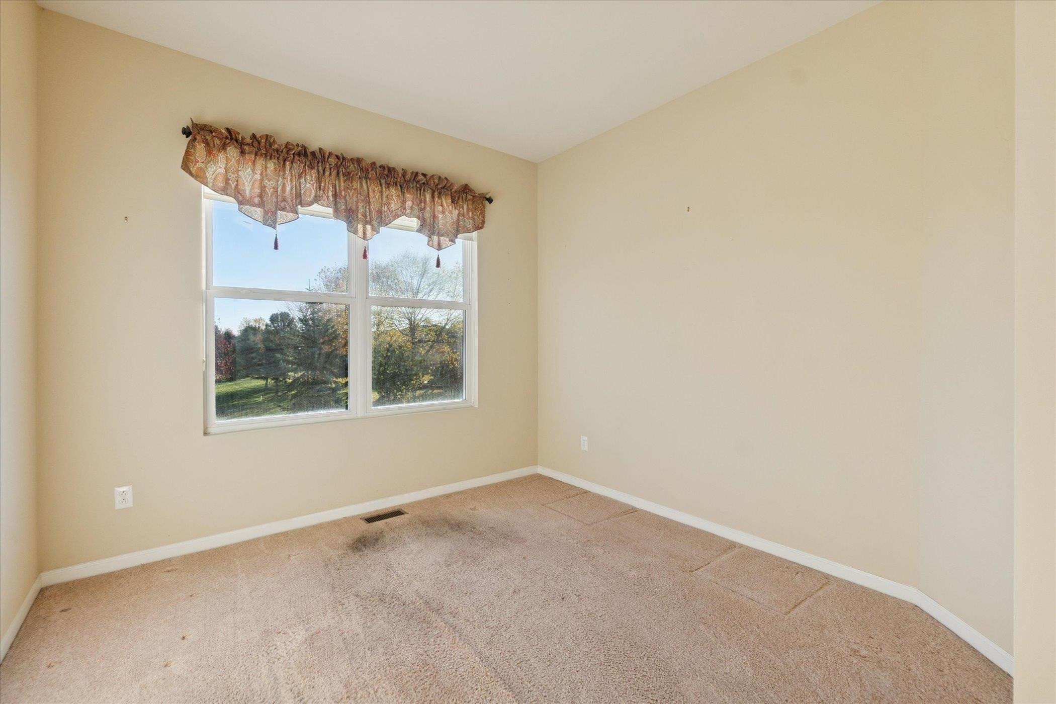 9525 Pine Valley Drive, Grand Blanc, MI 48439 — Photo 29