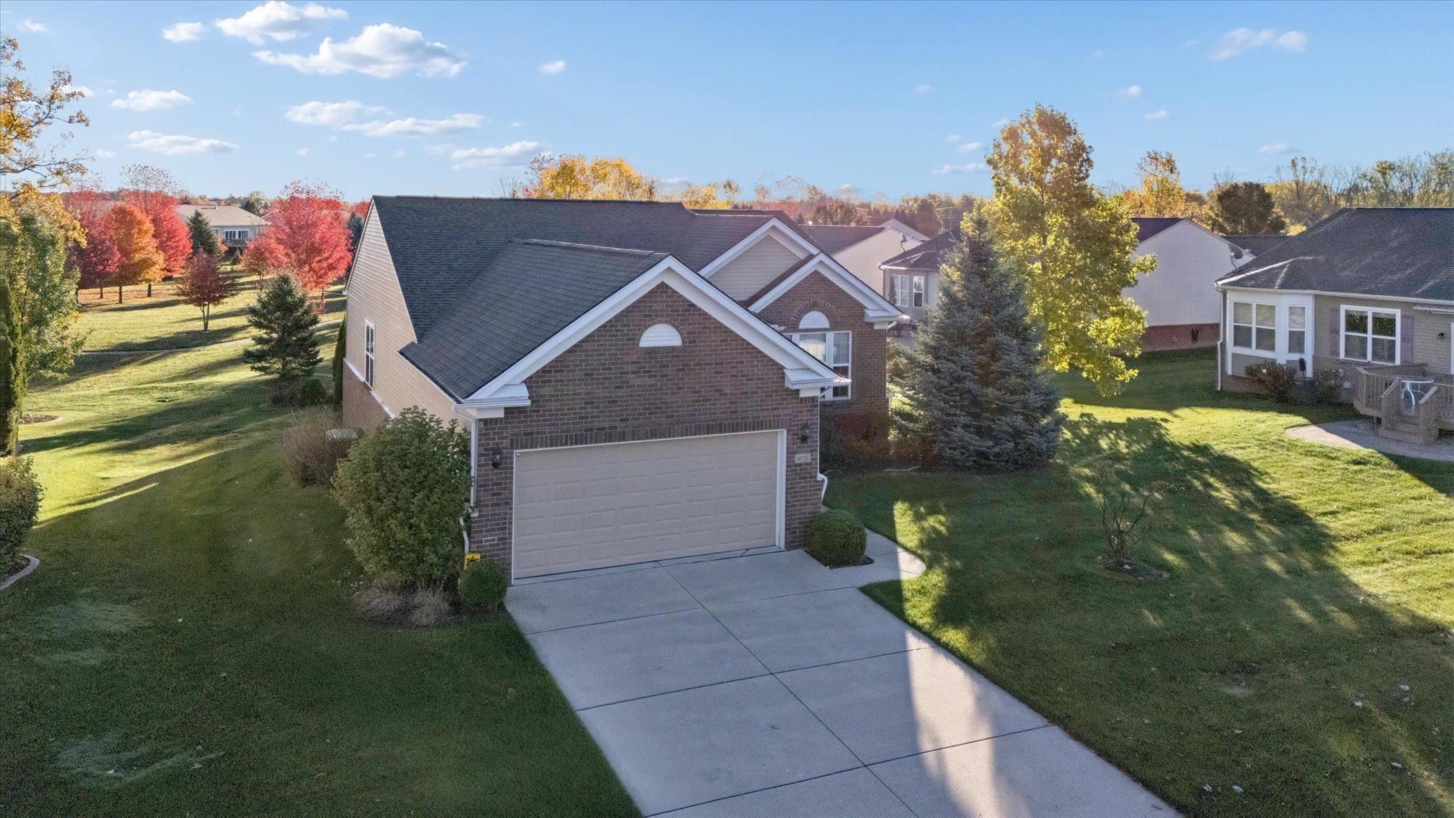 9525 Pine Valley Drive, Grand Blanc, MI 48439 — Photo 52