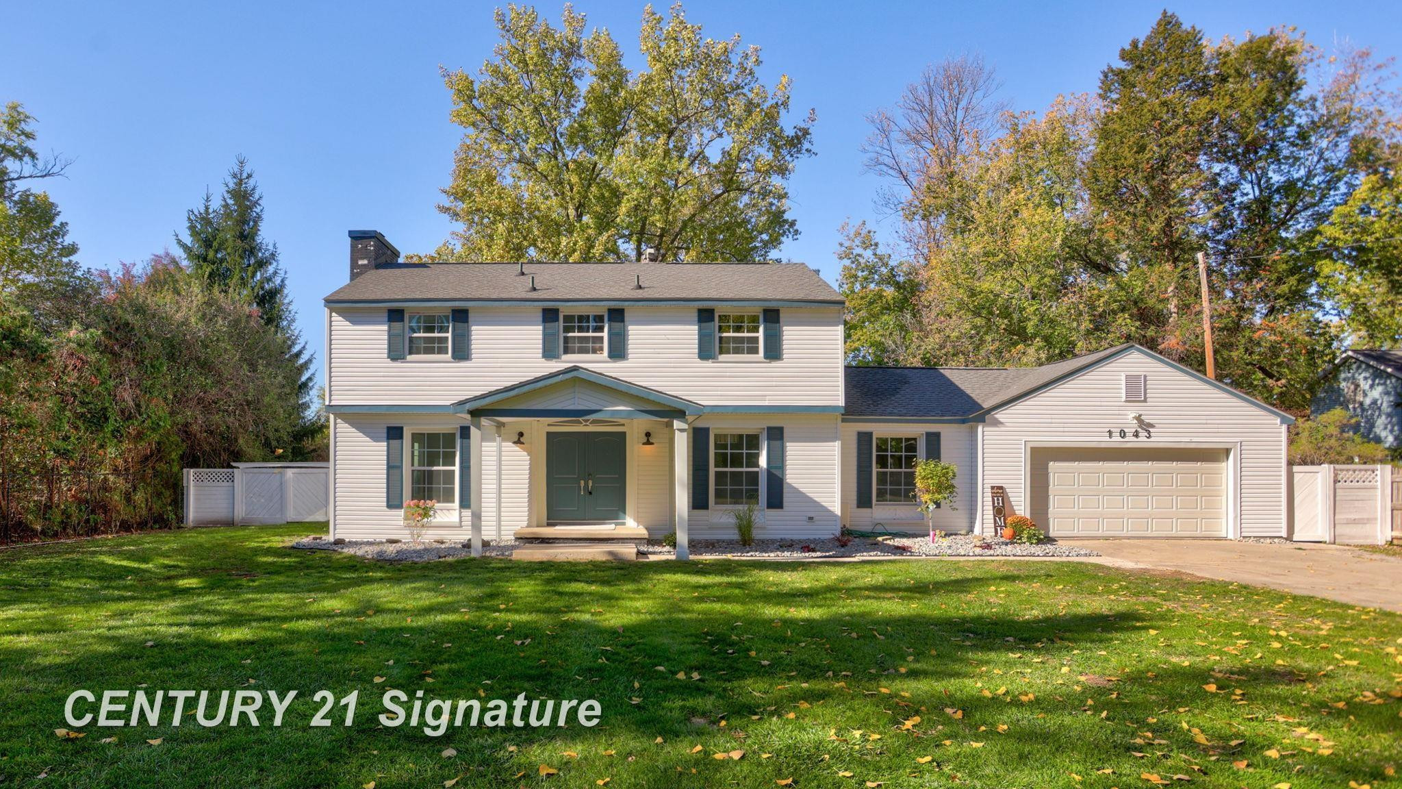 1043 Orchard Road, Essexville, MI 48732 — front exterior