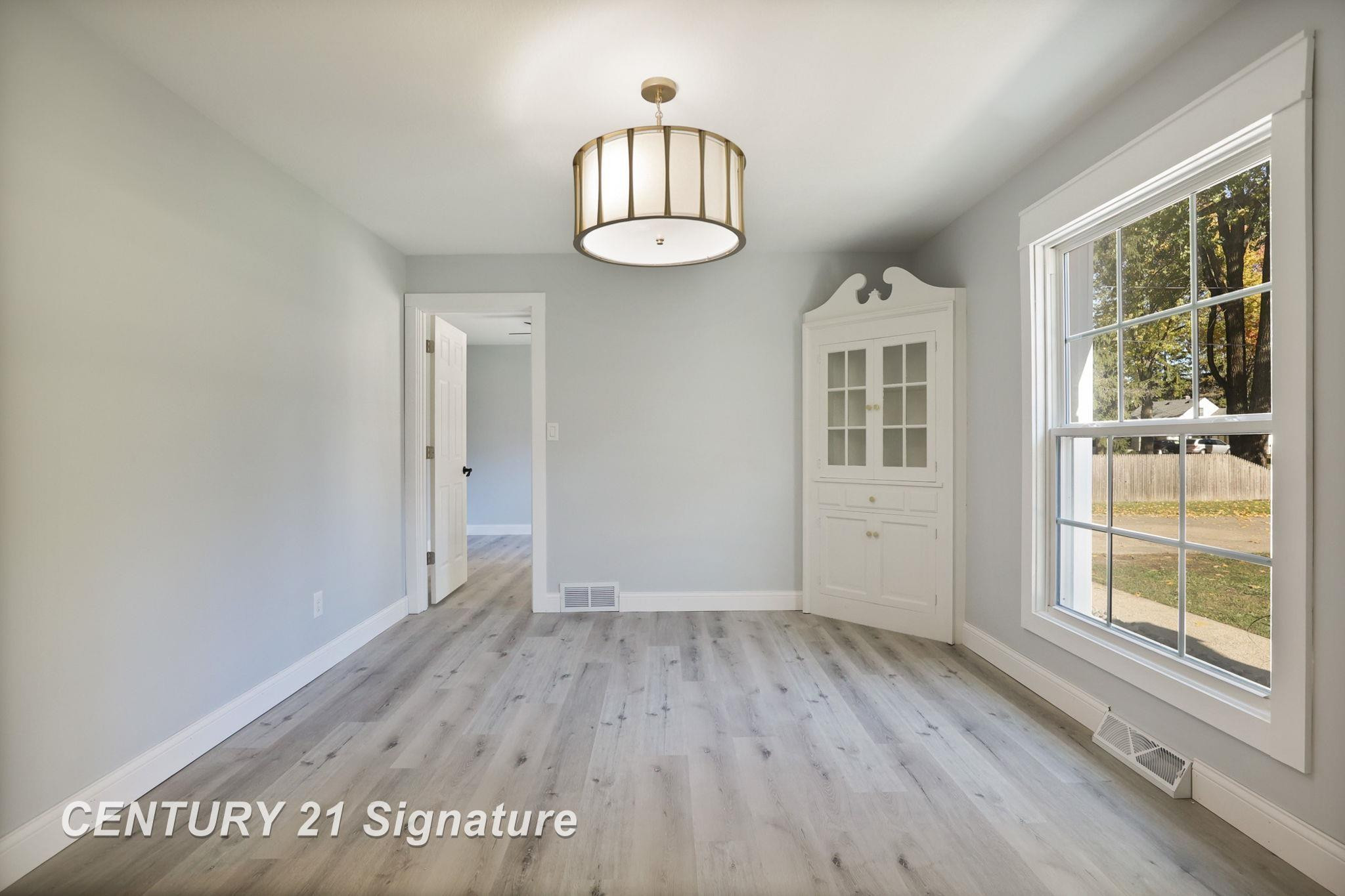 1043 Orchard Road, Essexville, MI 48732 — Photo 29