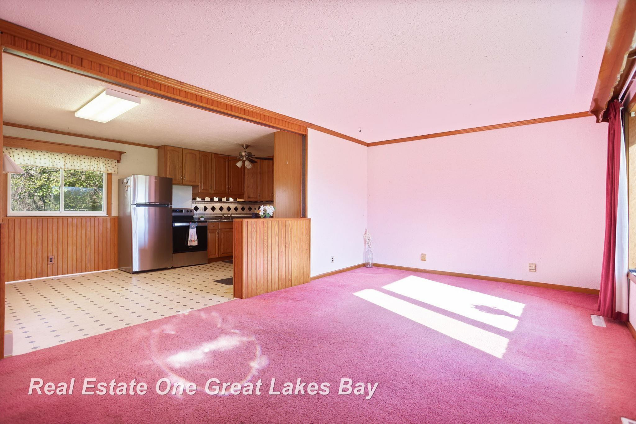 21638 W Roosevelt Road, Merrill, MI 48637 — Photo 9