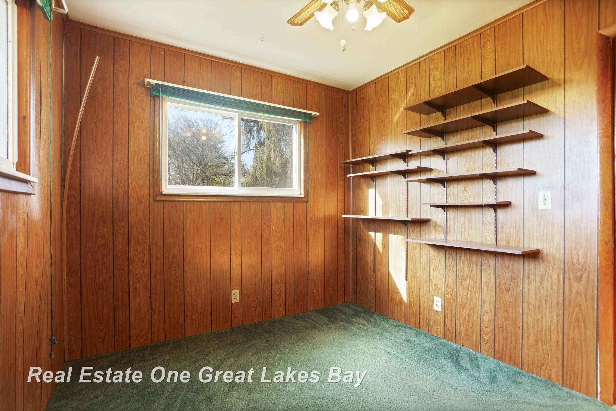 21638 W Roosevelt Road, Merrill, MI 48637 — Photo 16