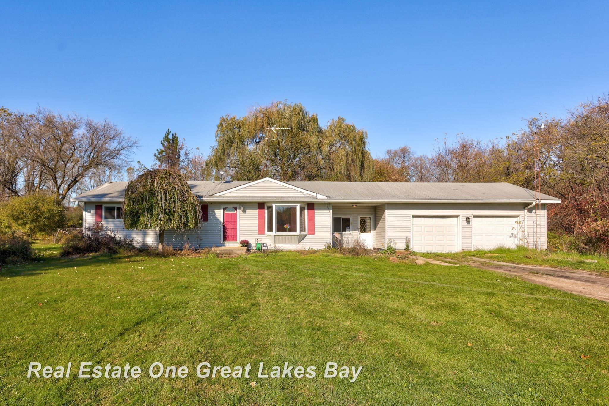 21638 W Roosevelt Road, Merrill, MI 48637 — Photo 26