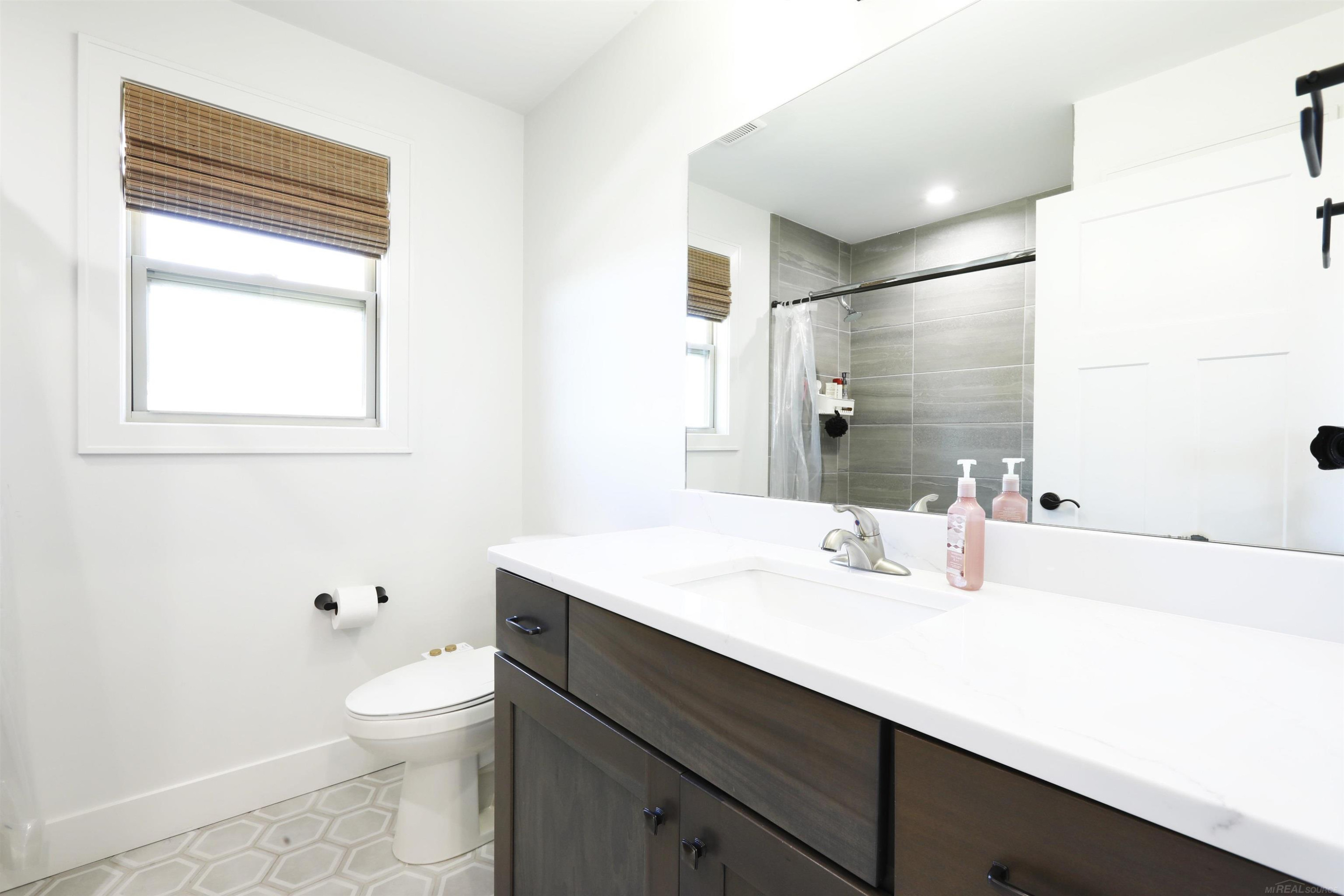 3179 Regatta Lane, MI 48079 — Photo 26
