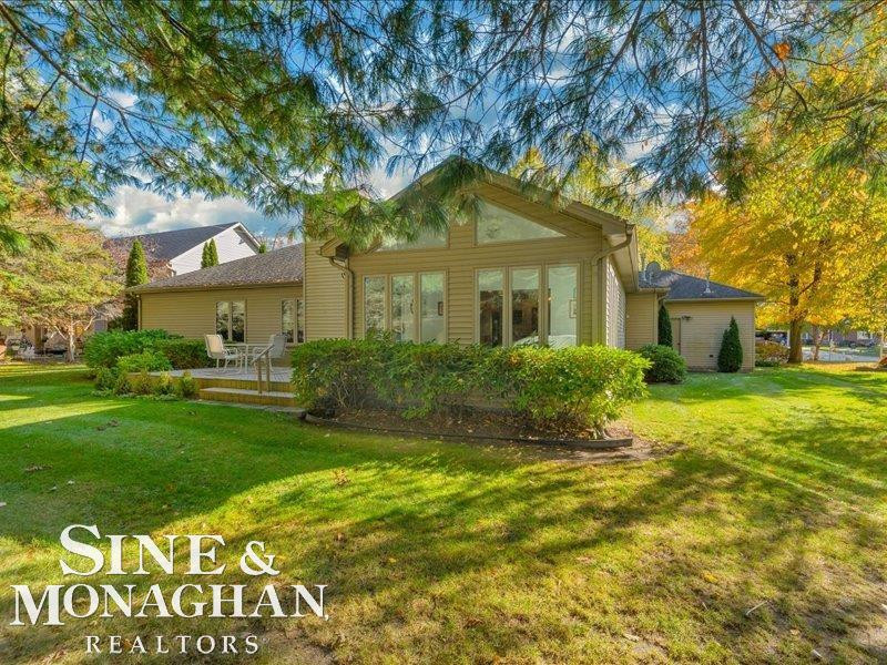 3228 Turnberry Lane, Port Huron, MI 48060 — Photo 3