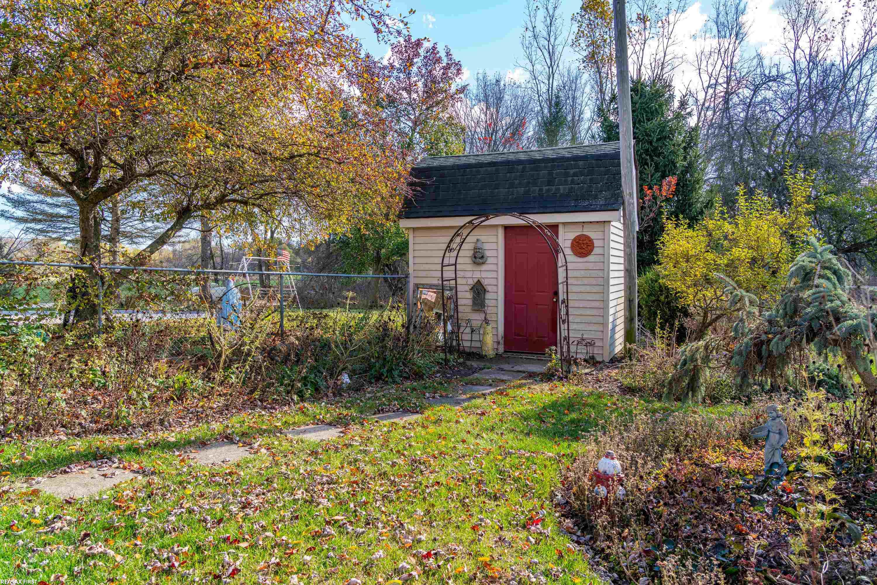 65301 Omo Road, MI 48050 — Photo 16