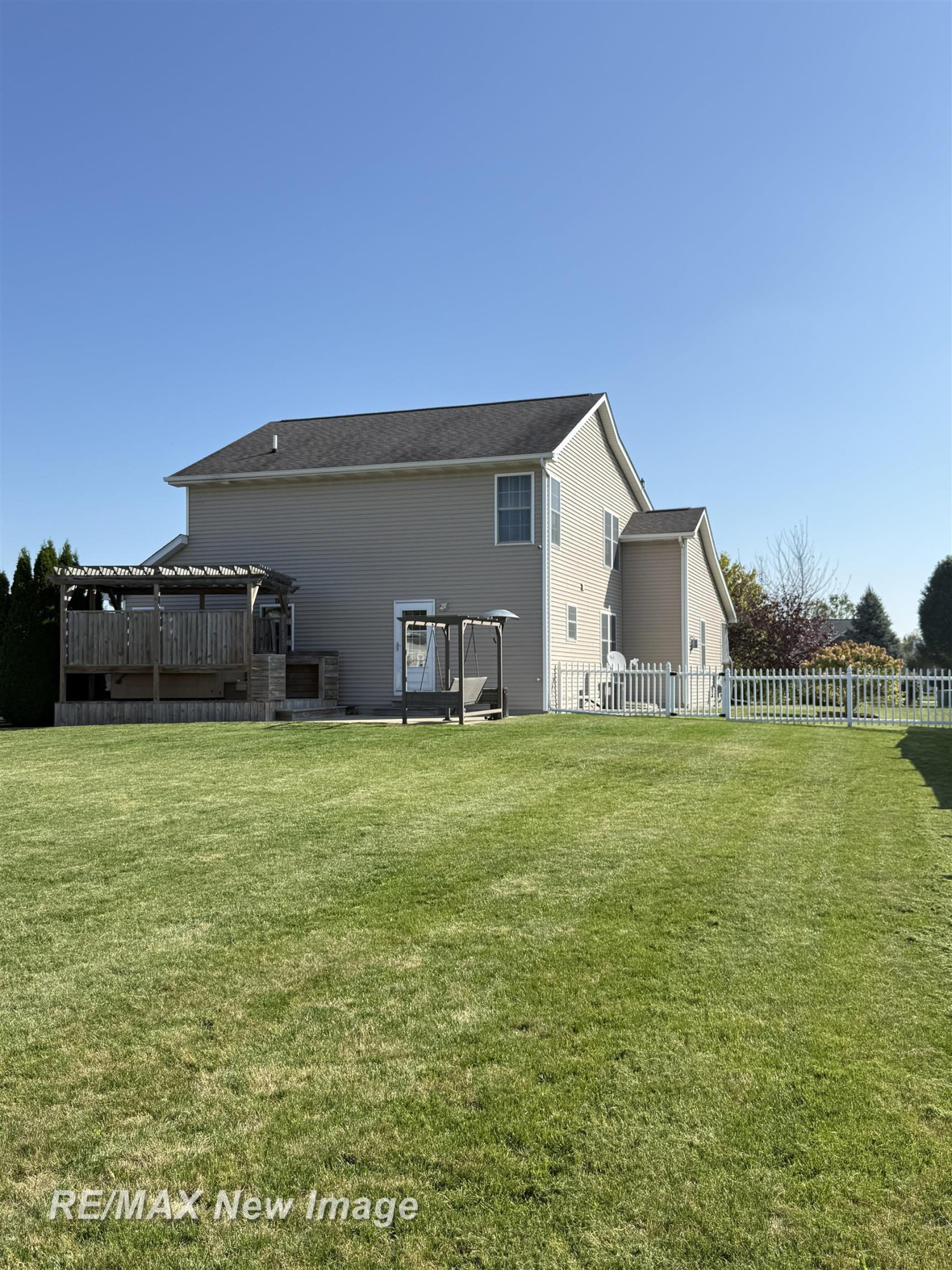 4806 Northridge Drive, Auburn, MI 48611 — Photo 14