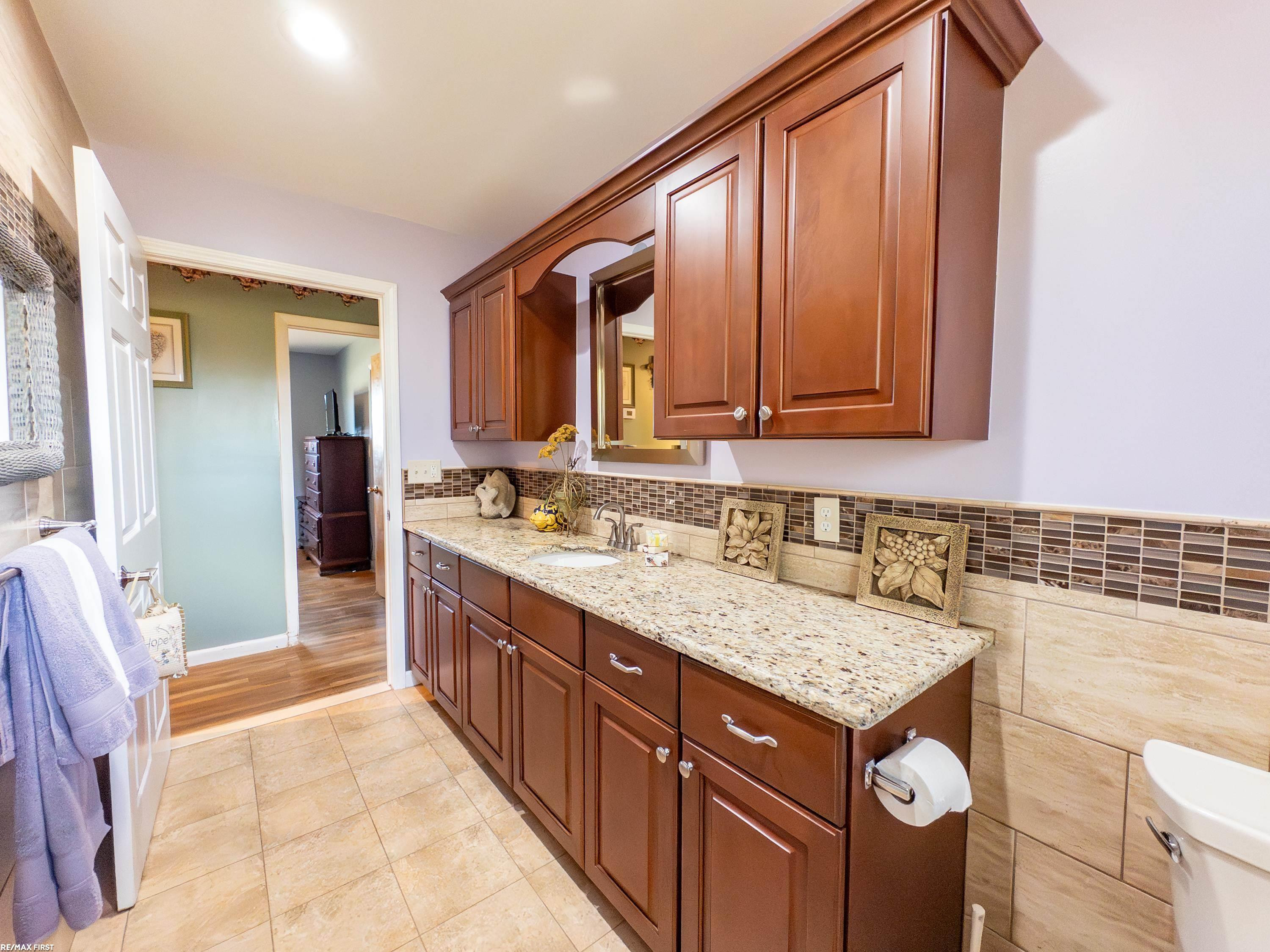 65301 Omo Road, MI 48050 — Photo 38