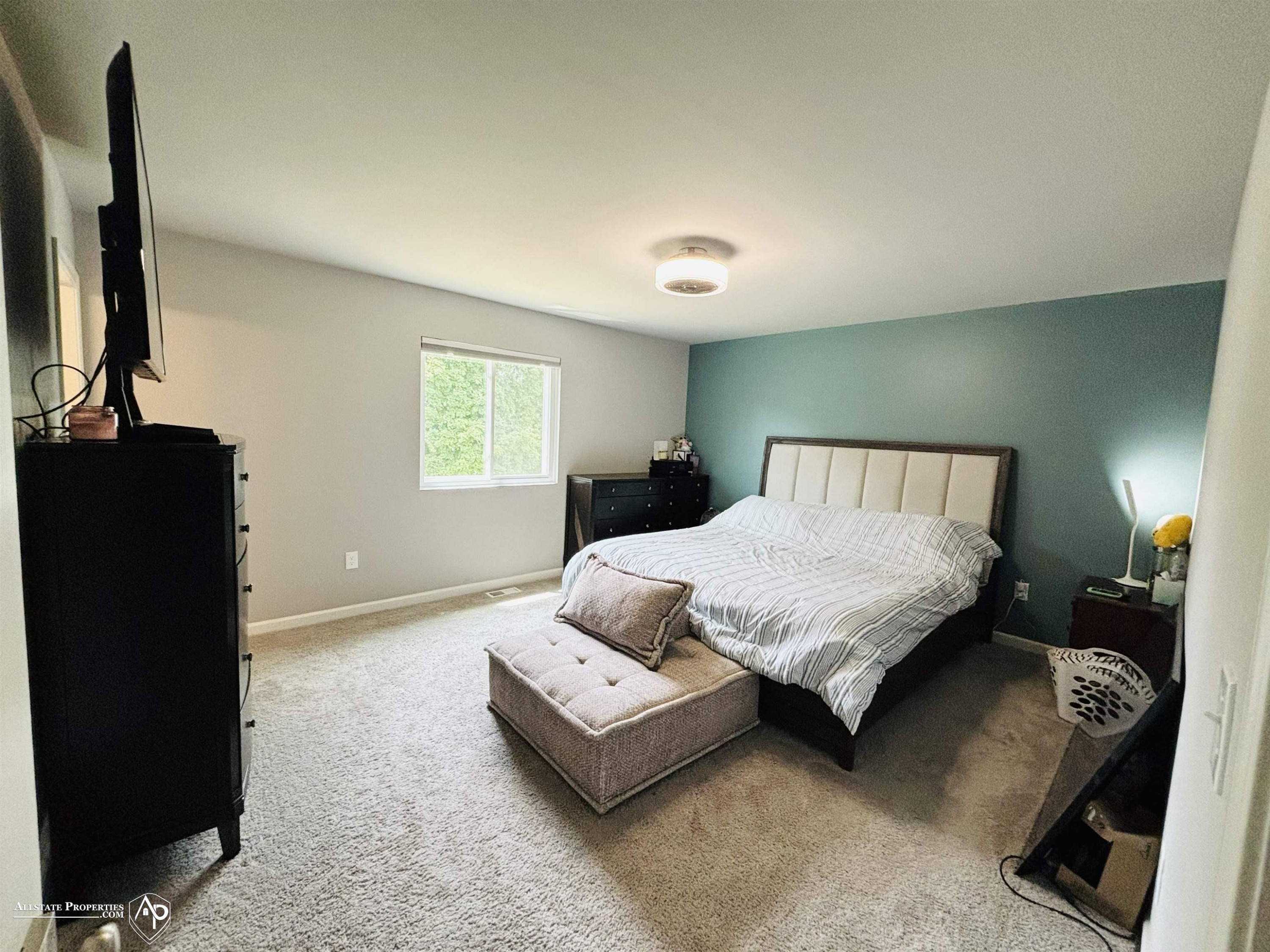 927 Village Drive, Davison, MI 48423 — Photo 9