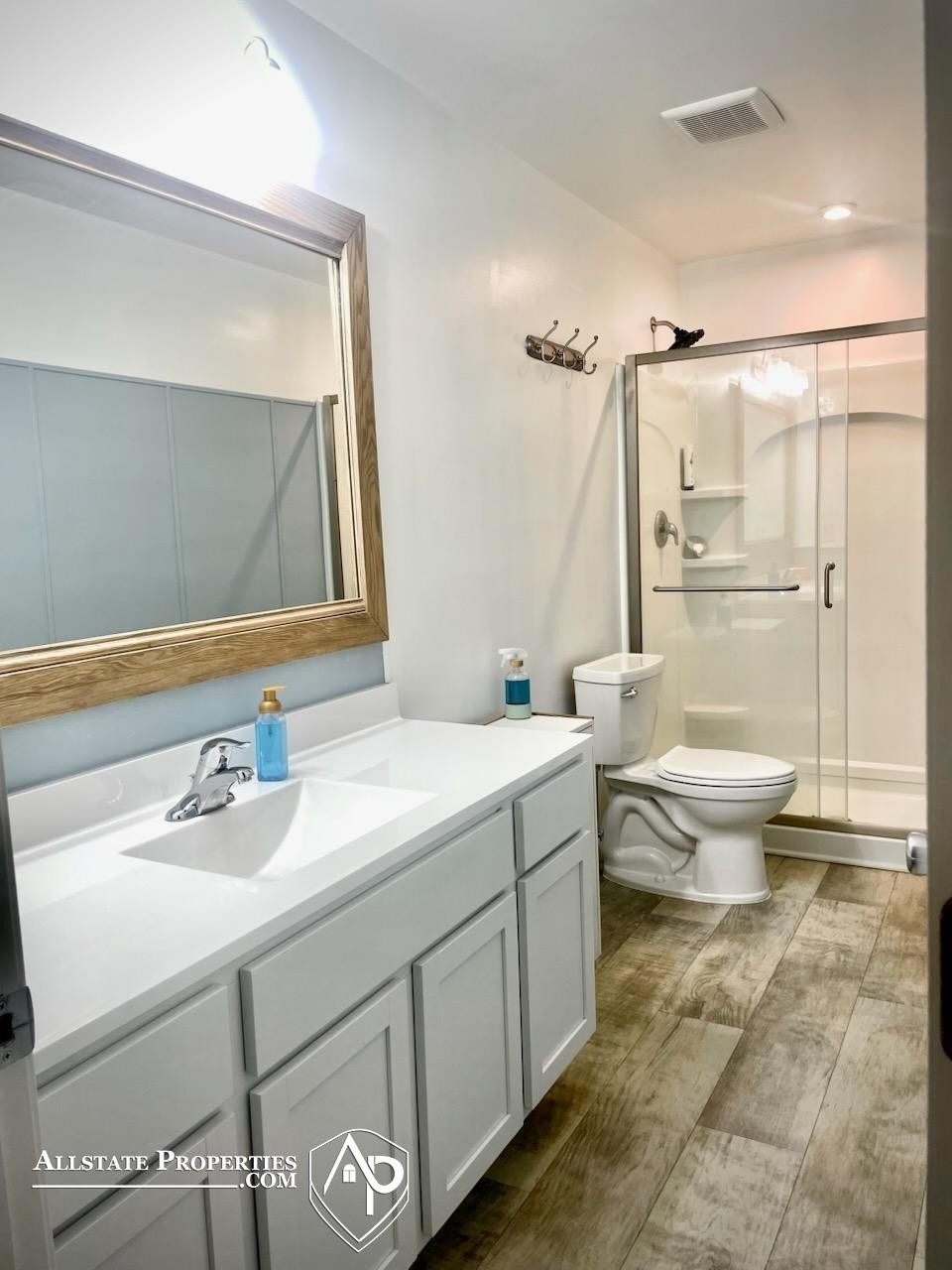 927 Village Drive, Davison, MI 48423 — Photo 16