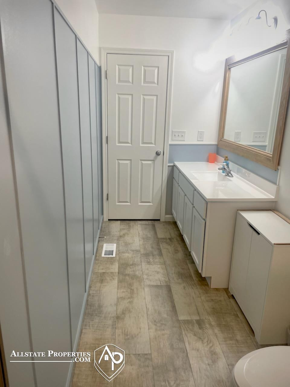 927 Village Drive, Davison, MI 48423 — Photo 17