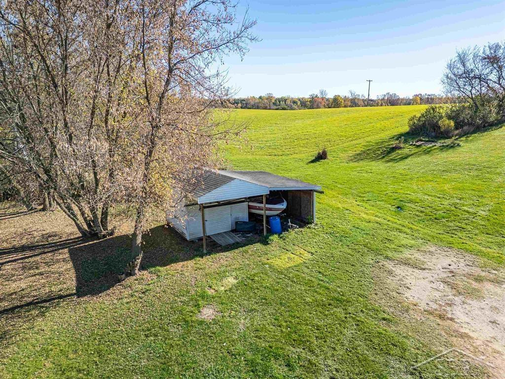 8100 E Grass Lake Road, Clare, MI 48617 — Photo 33