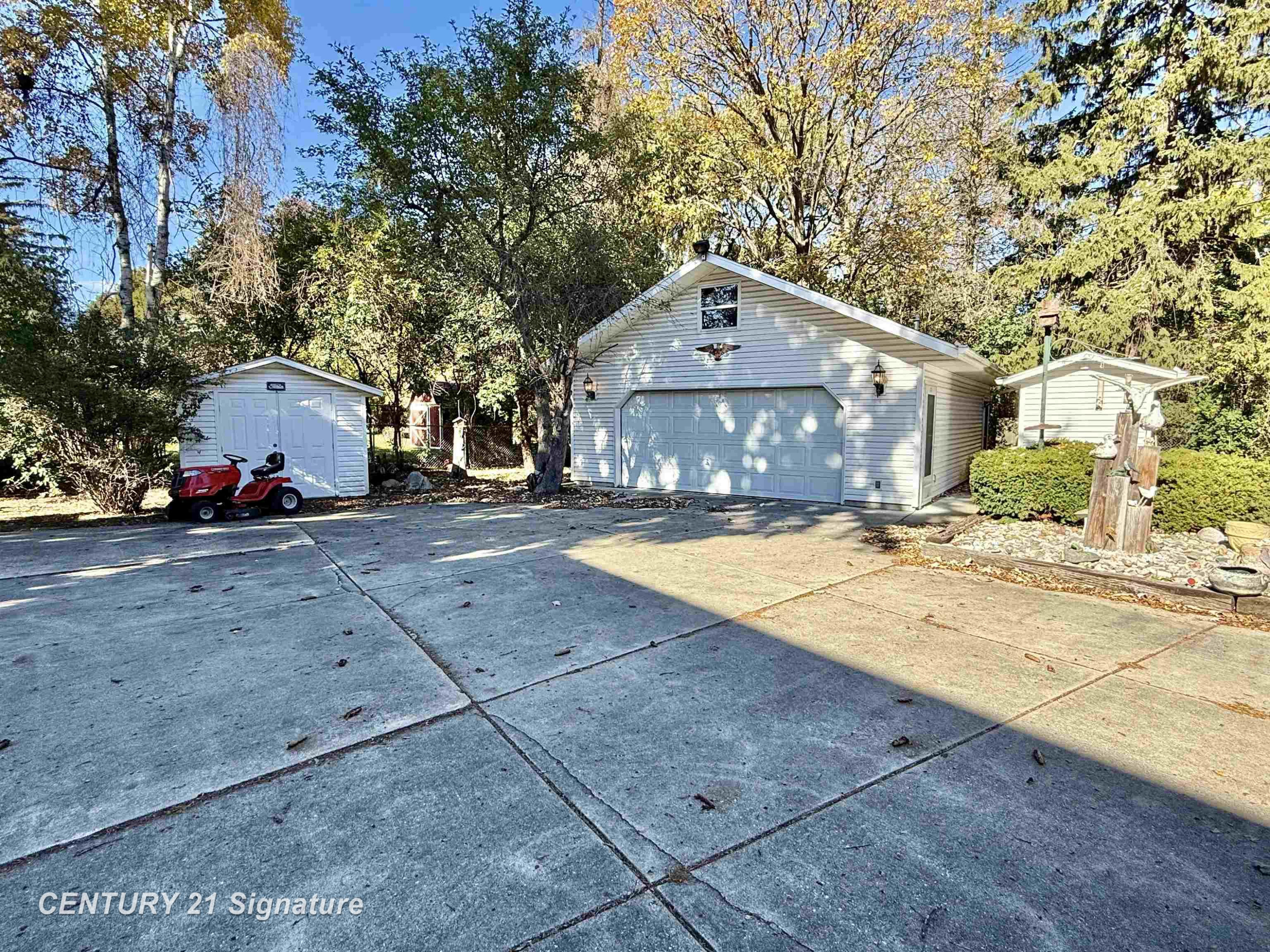 4490 Brockway Road, Saginaw, MI 48638 — Photo 22