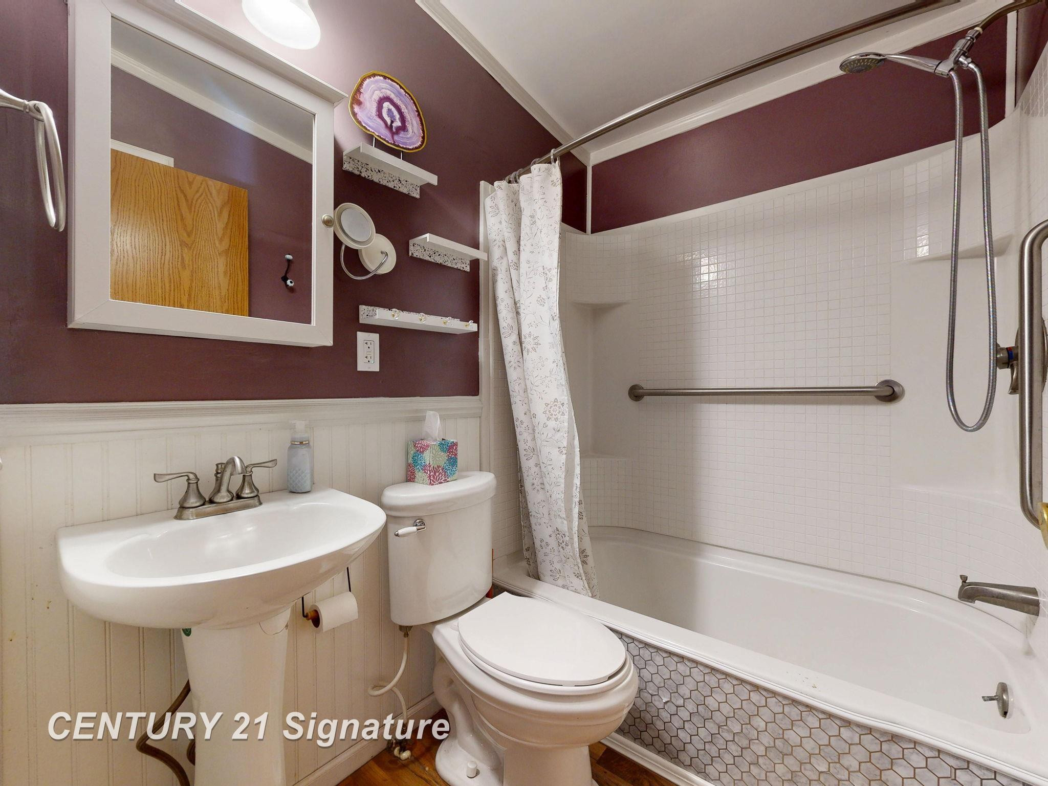 10462 S Graham Road, Saint Charles, MI 48655 — Photo 16