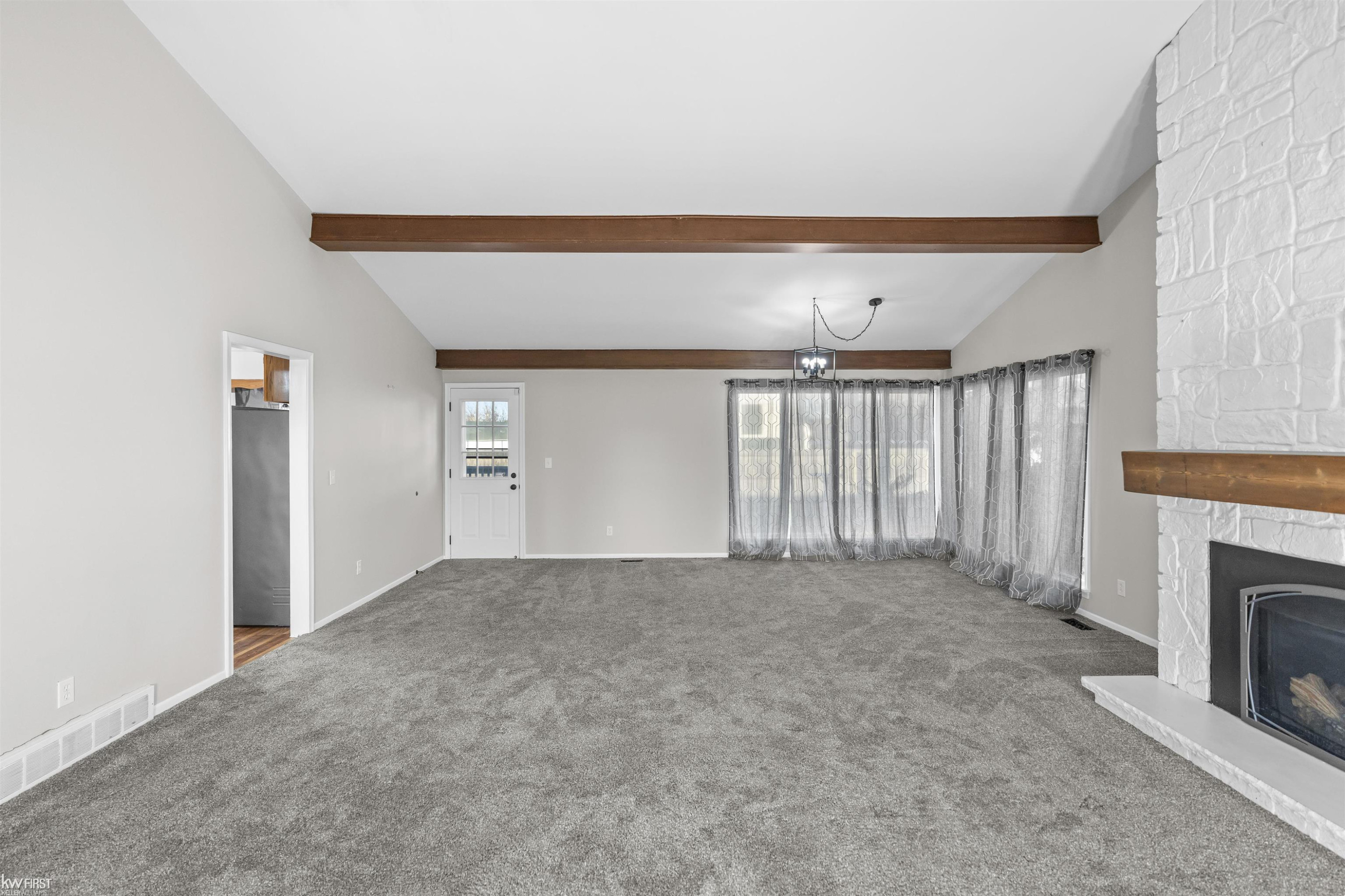 7042 CORUNNA Road, Swartz Creek, MI 48473 — Photo 12