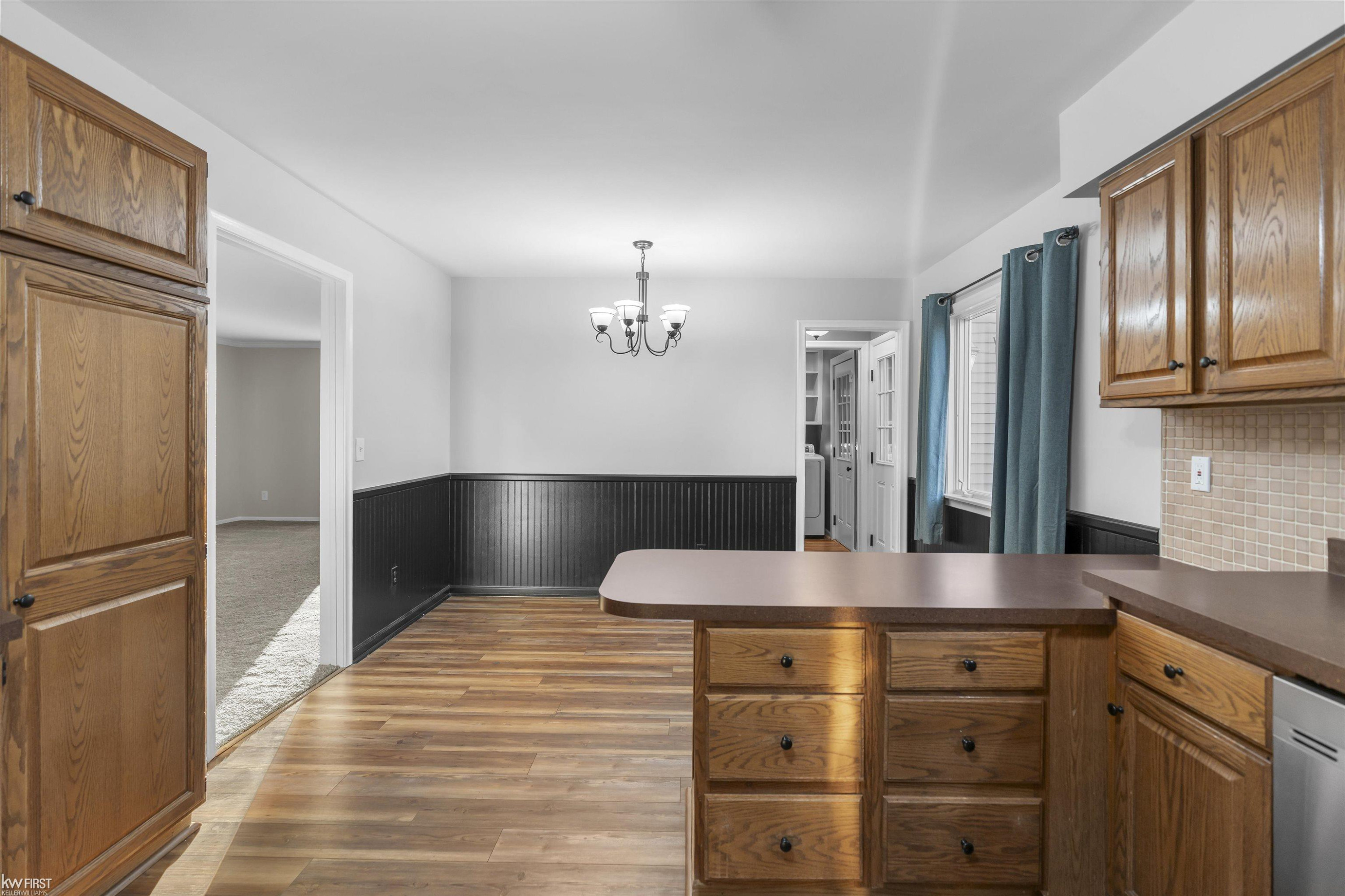 7042 CORUNNA Road, Swartz Creek, MI 48473 — Photo 19