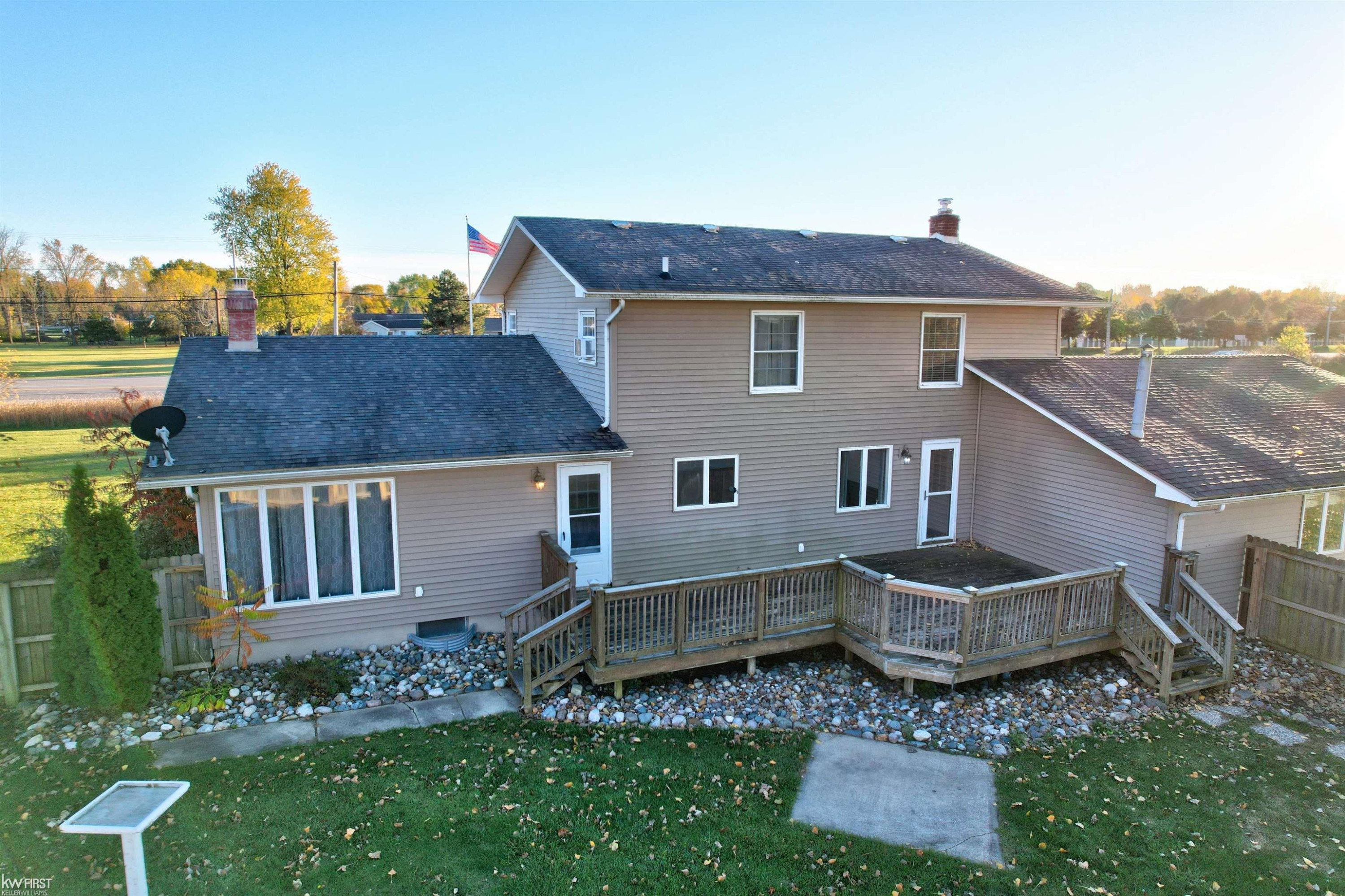 7042 CORUNNA Road, Swartz Creek, MI 48473 — Photo 45