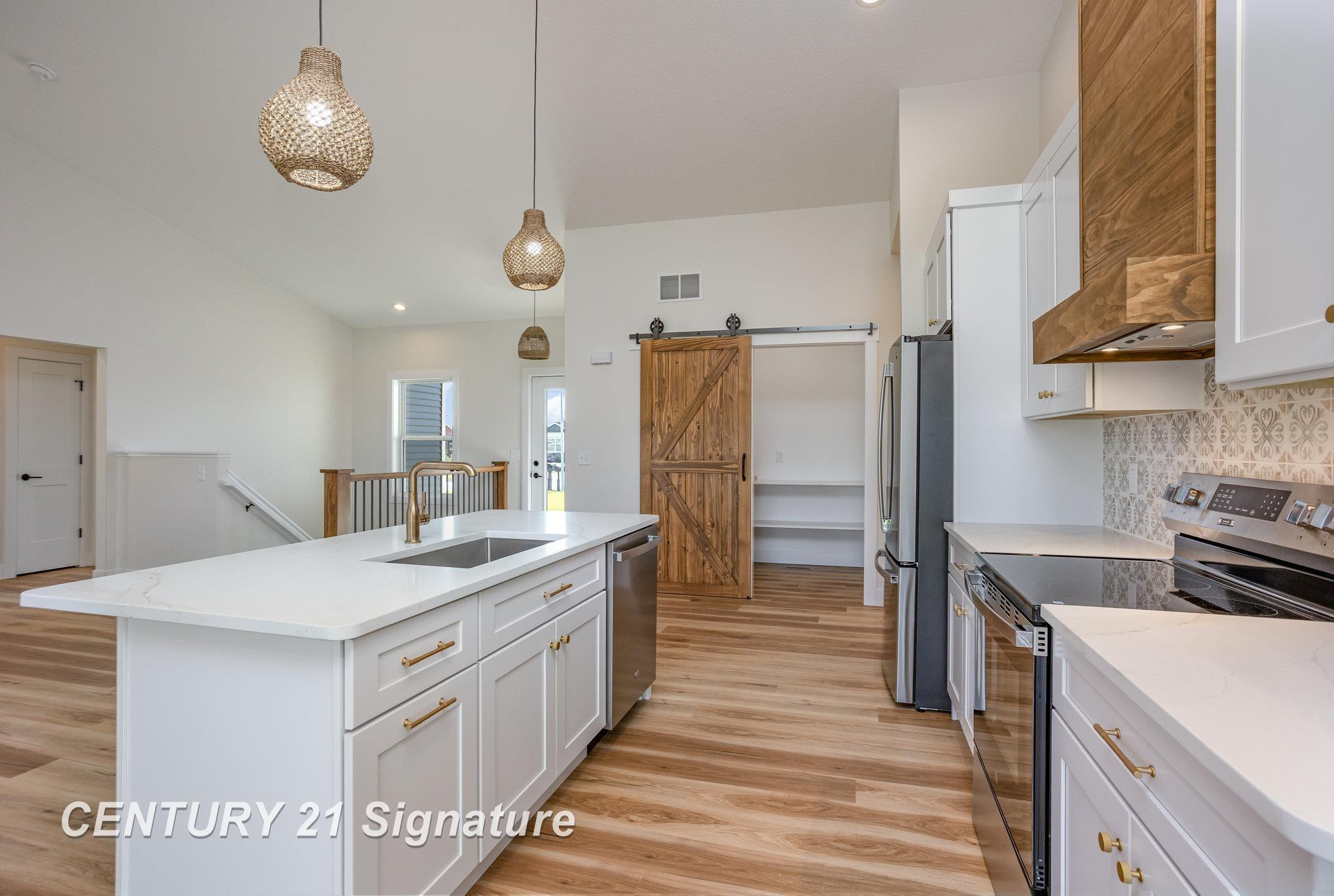 5874 Diamond Meadows Lane, Freeland, MI, 48623