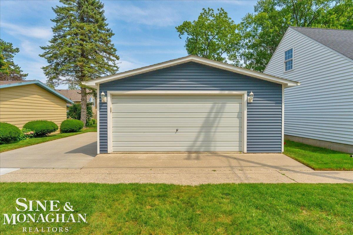 241 S Lake Street, Port Sanilac, MI 48469 — Photo 33