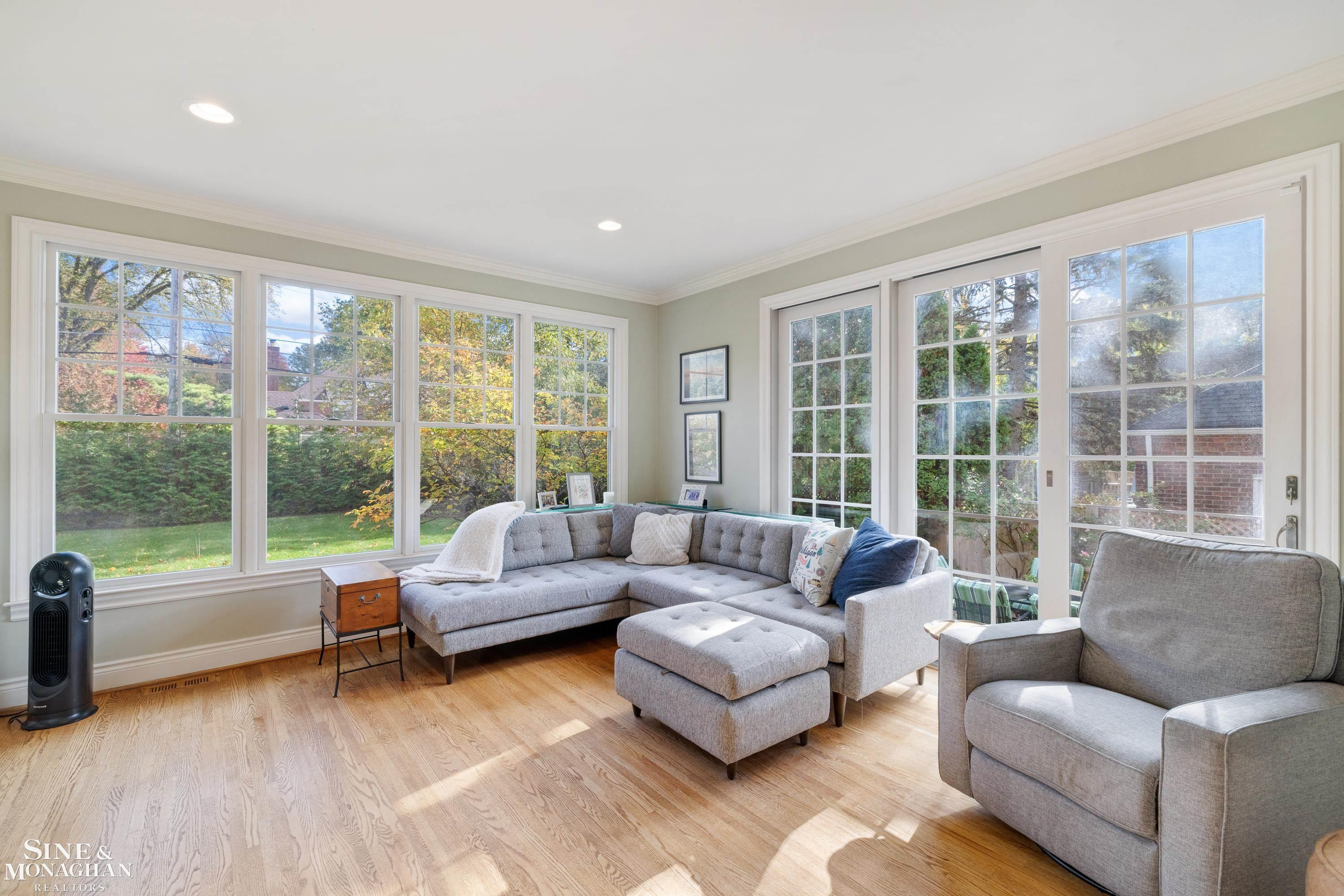 1148 Devonshire Road, Grosse Pointe Park, MI 48230 — Photo 25