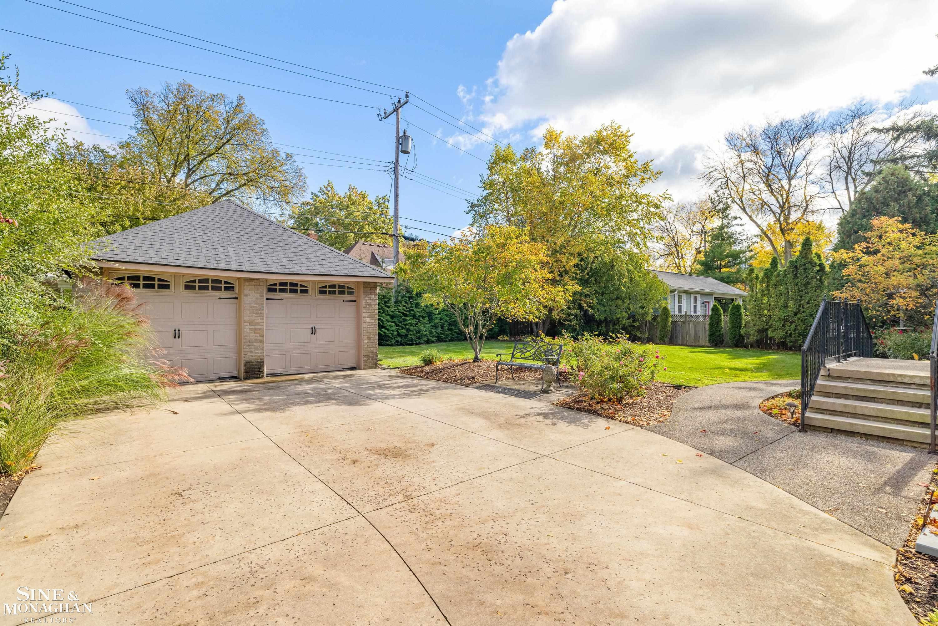 1148 Devonshire Road, Grosse Pointe Park, MI 48230 — Photo 76