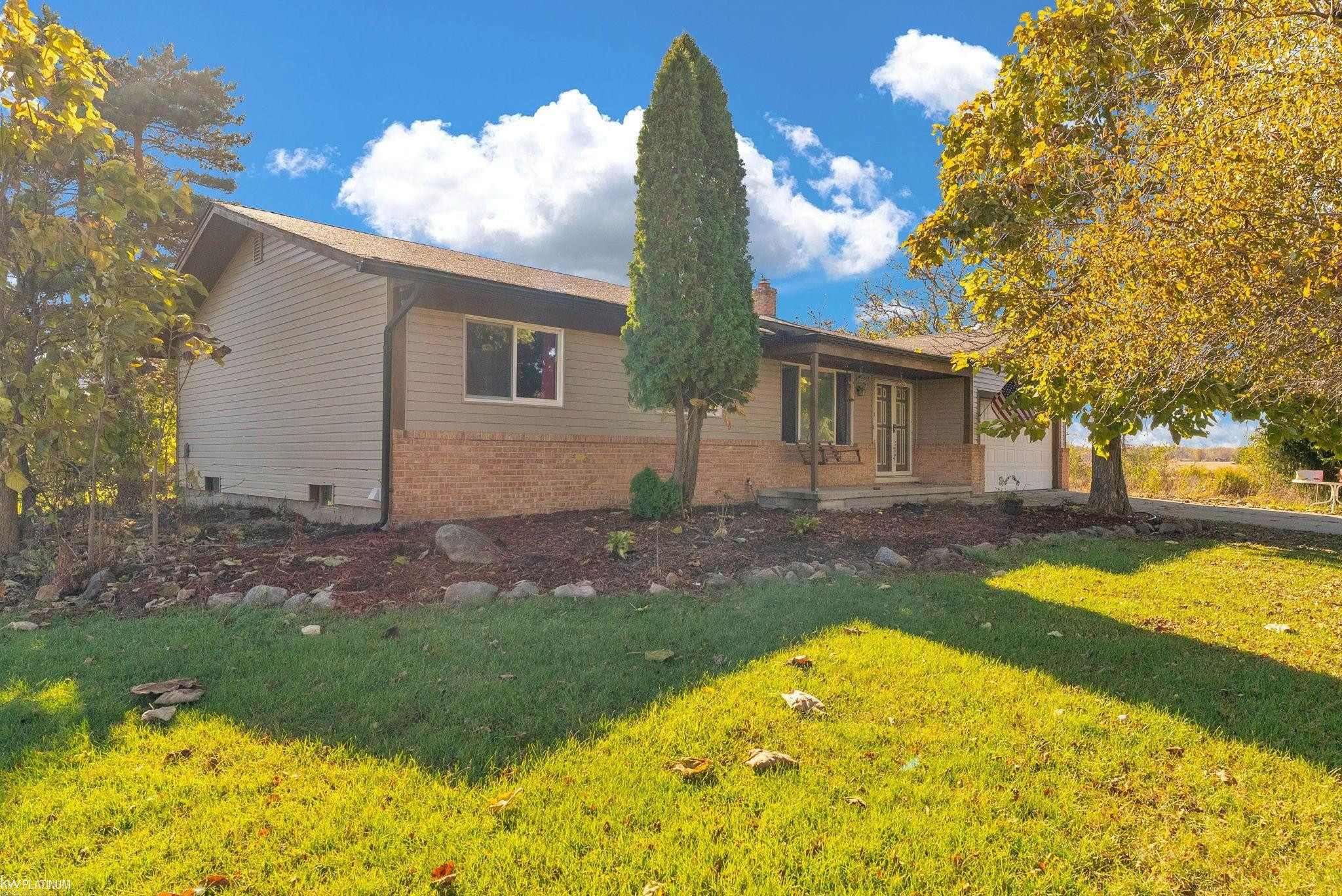 15183 Yale Road, MI 48097 — Photo 11