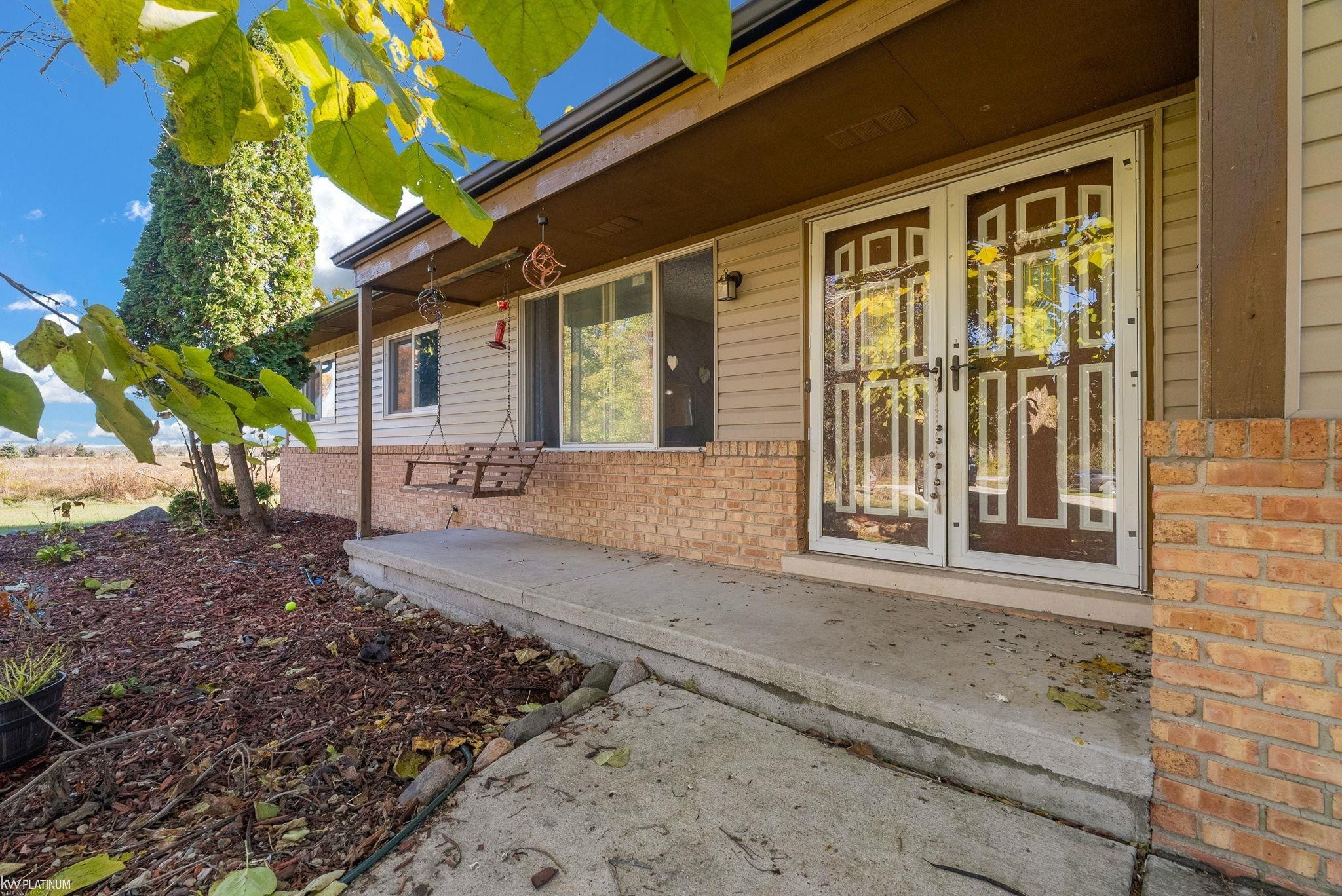 15183 Yale Road, MI 48097 — Photo 12