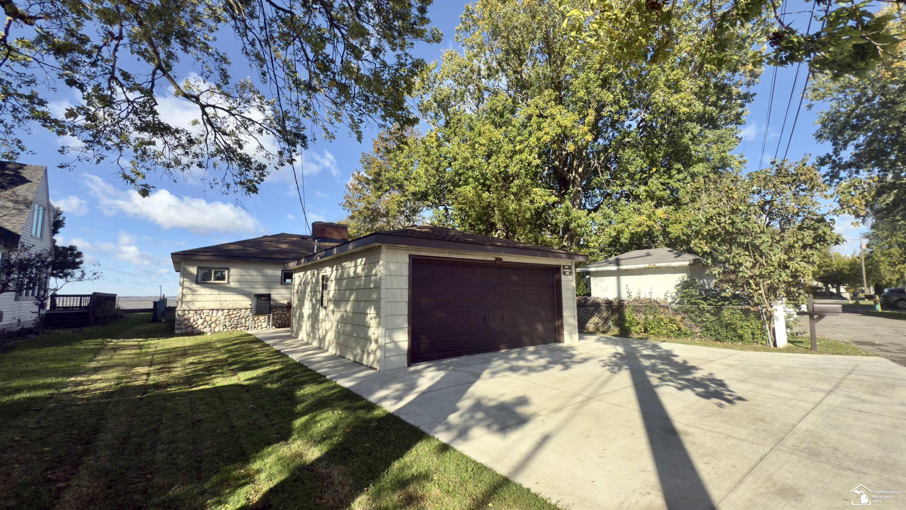 3515 Lakeshore Drive, Newport, MI 48166 — Photo 2
