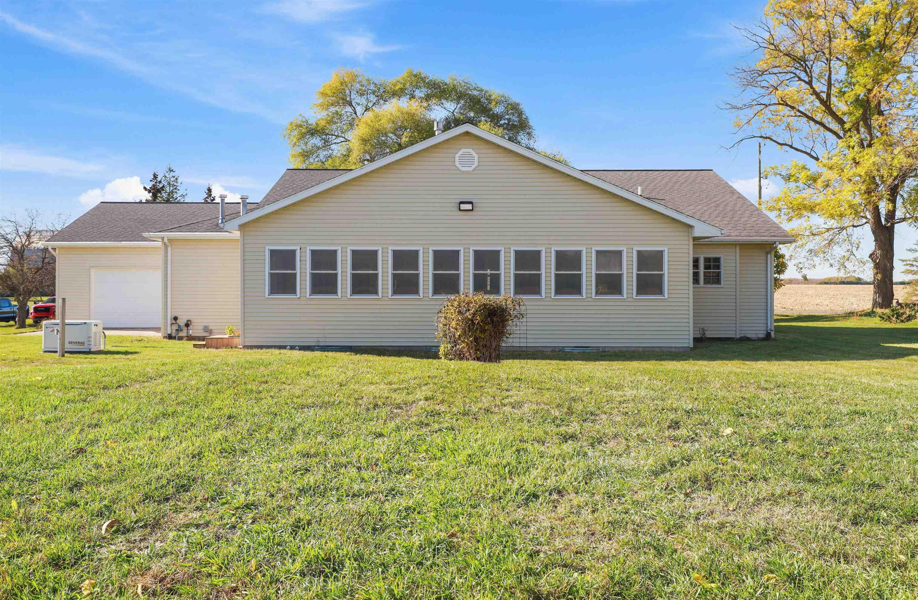 7333 S Shepherd Road, Shepherd, MI 48883 — Photo 2