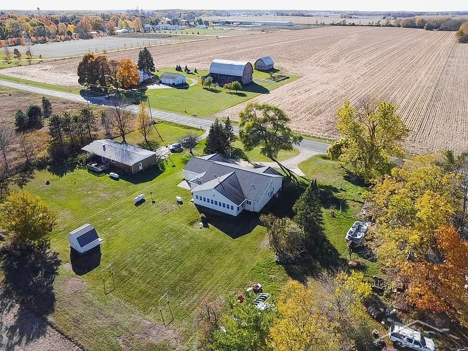 7333 S Shepherd Road, Shepherd, MI 48883 — Photo 5