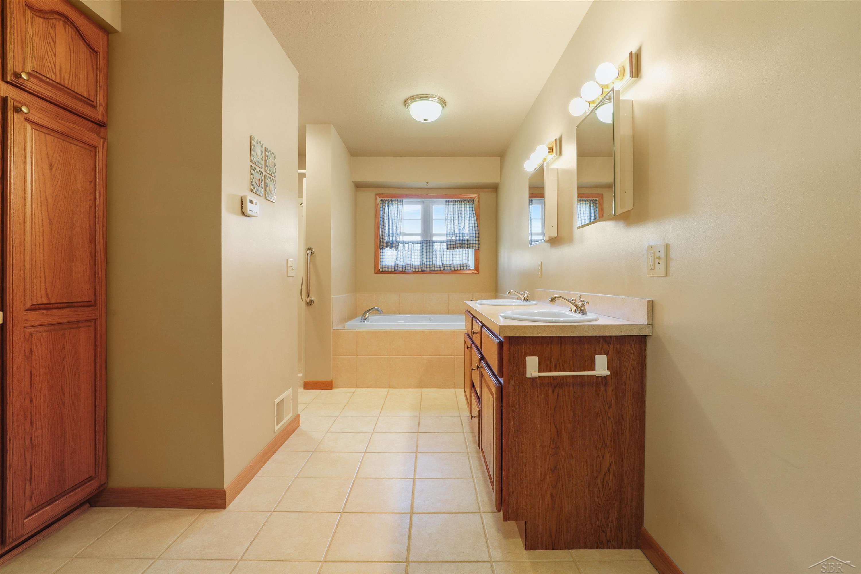 7333 S Shepherd Road, Shepherd, MI 48883 — Photo 37