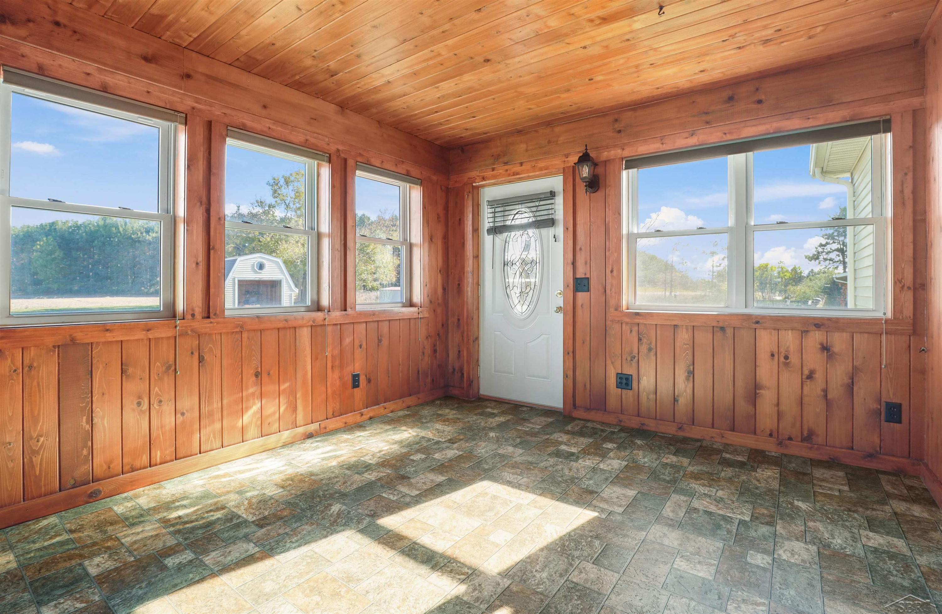 7333 S Shepherd Road, Shepherd, MI 48883 — Photo 46