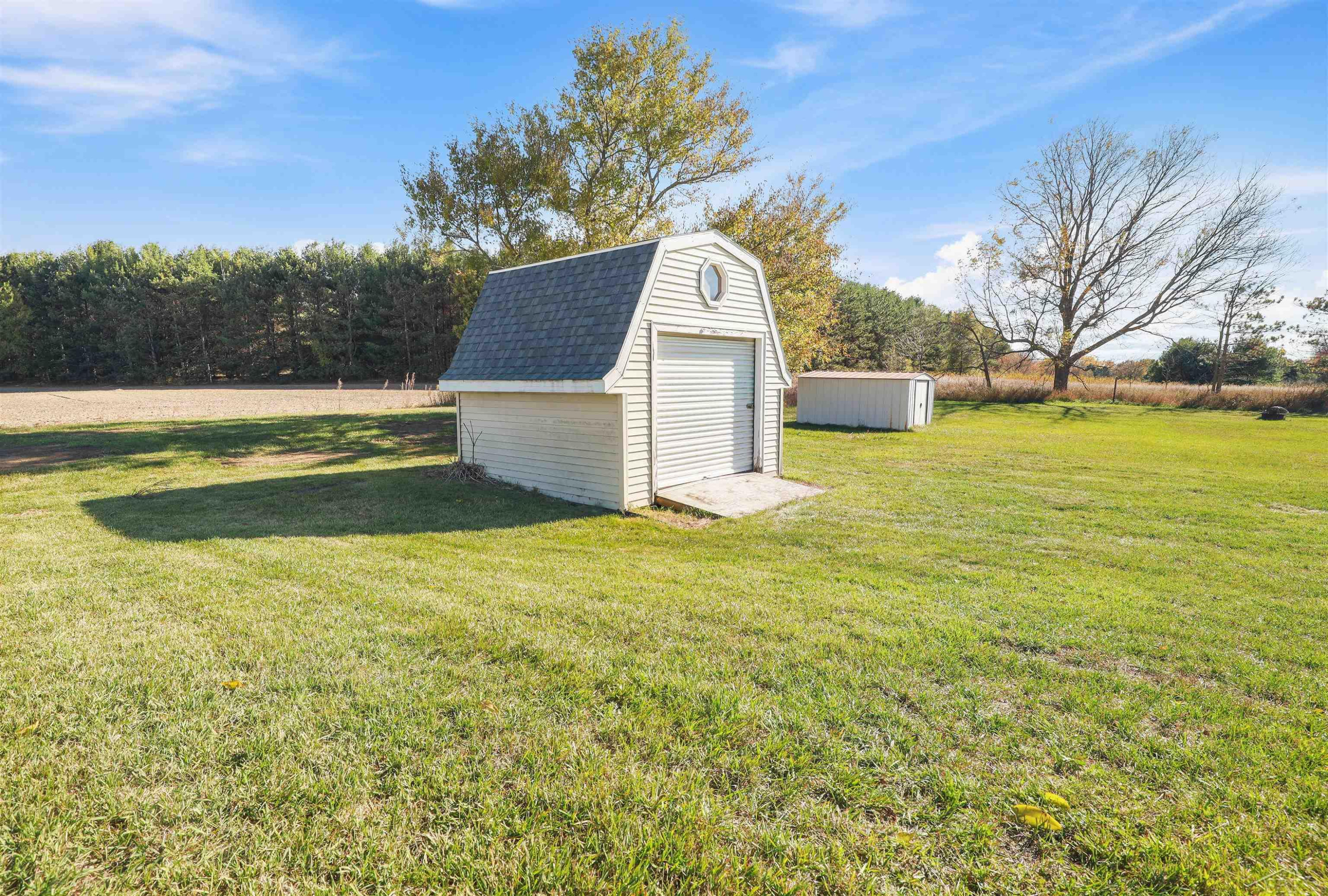 7333 S Shepherd Road, Shepherd, MI 48883 — Photo 59