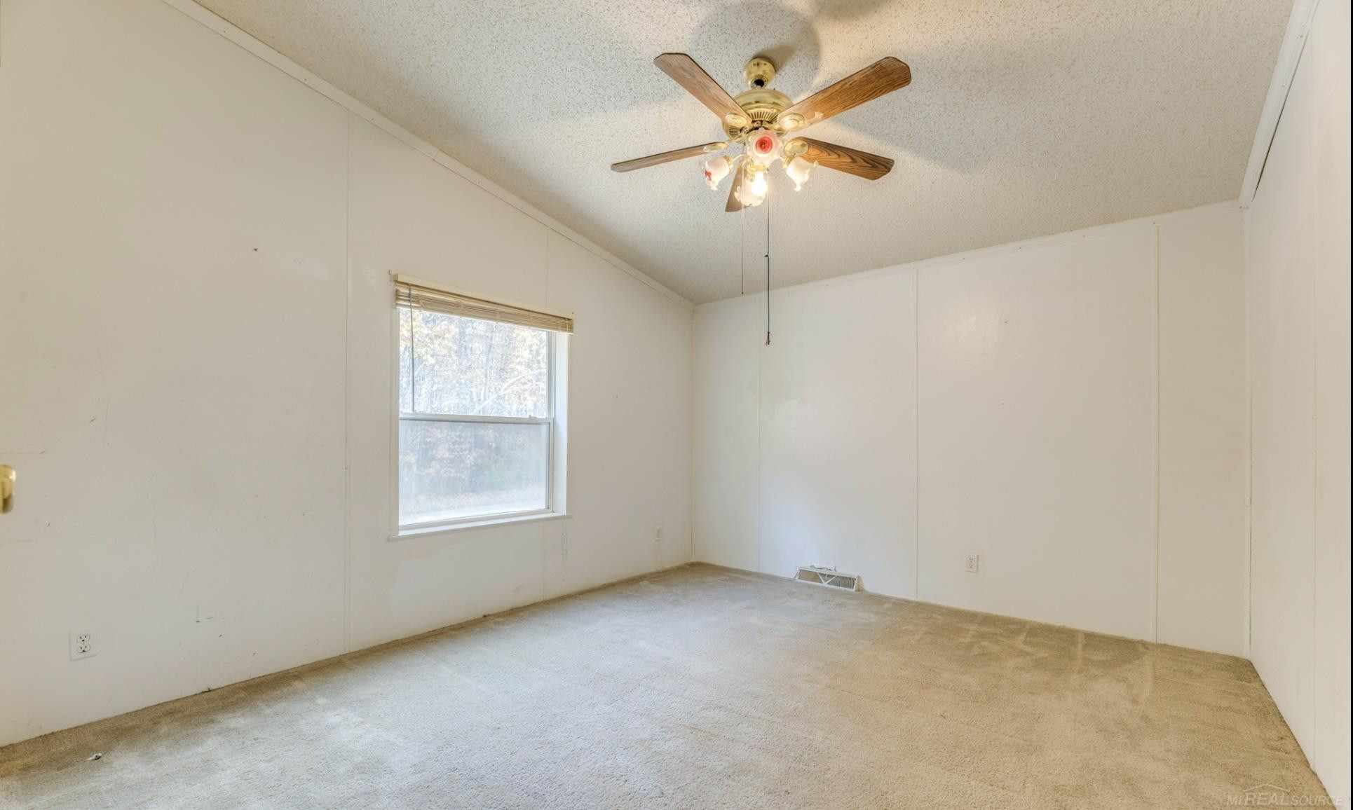 1332 Aspen Street, MI — Photo 12