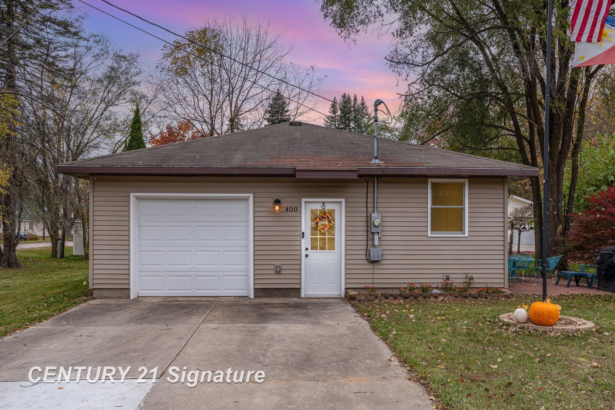 400 W Railway Street, Coleman, MI 48618 — Photo 17