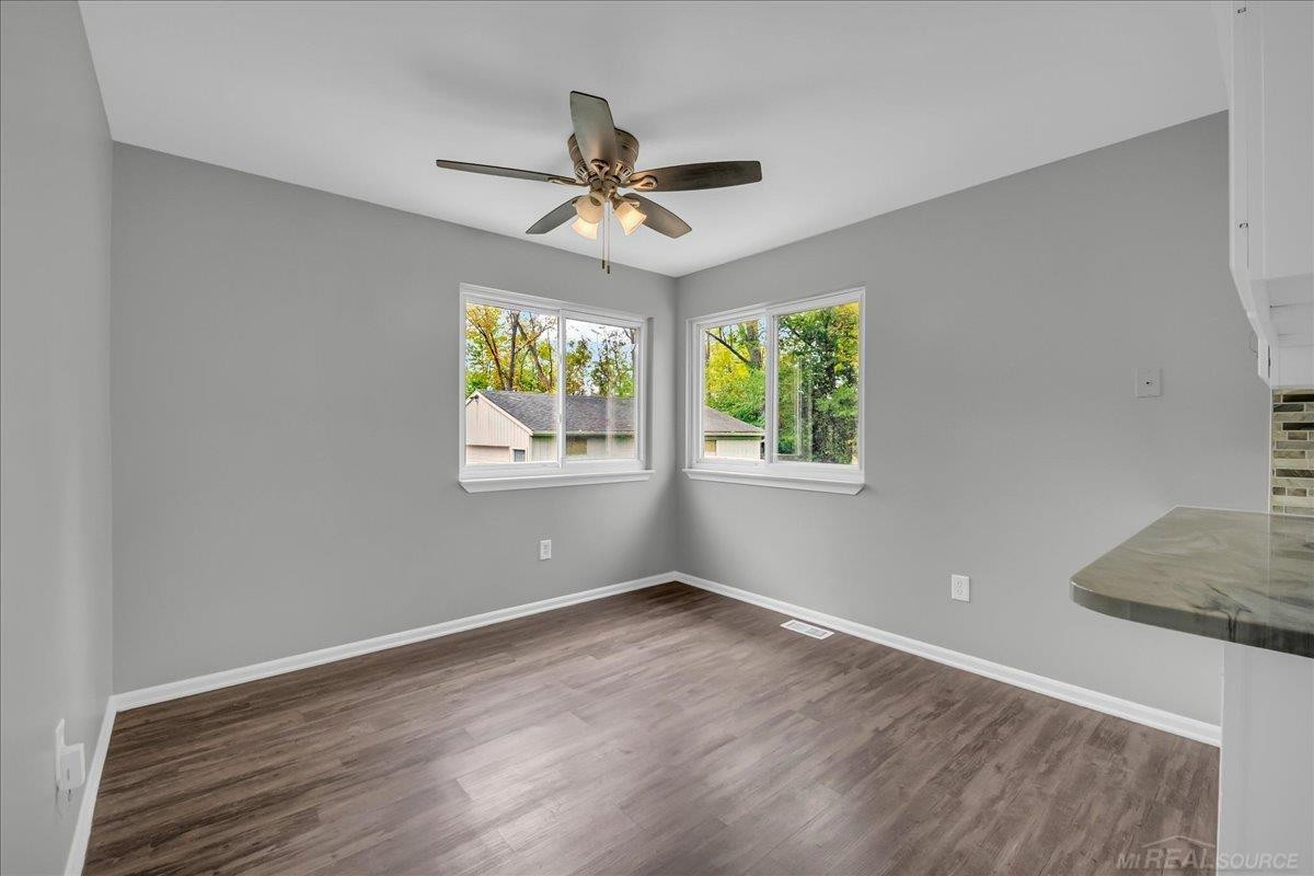 478 Bartlett Road, MI 48079 — Photo 8