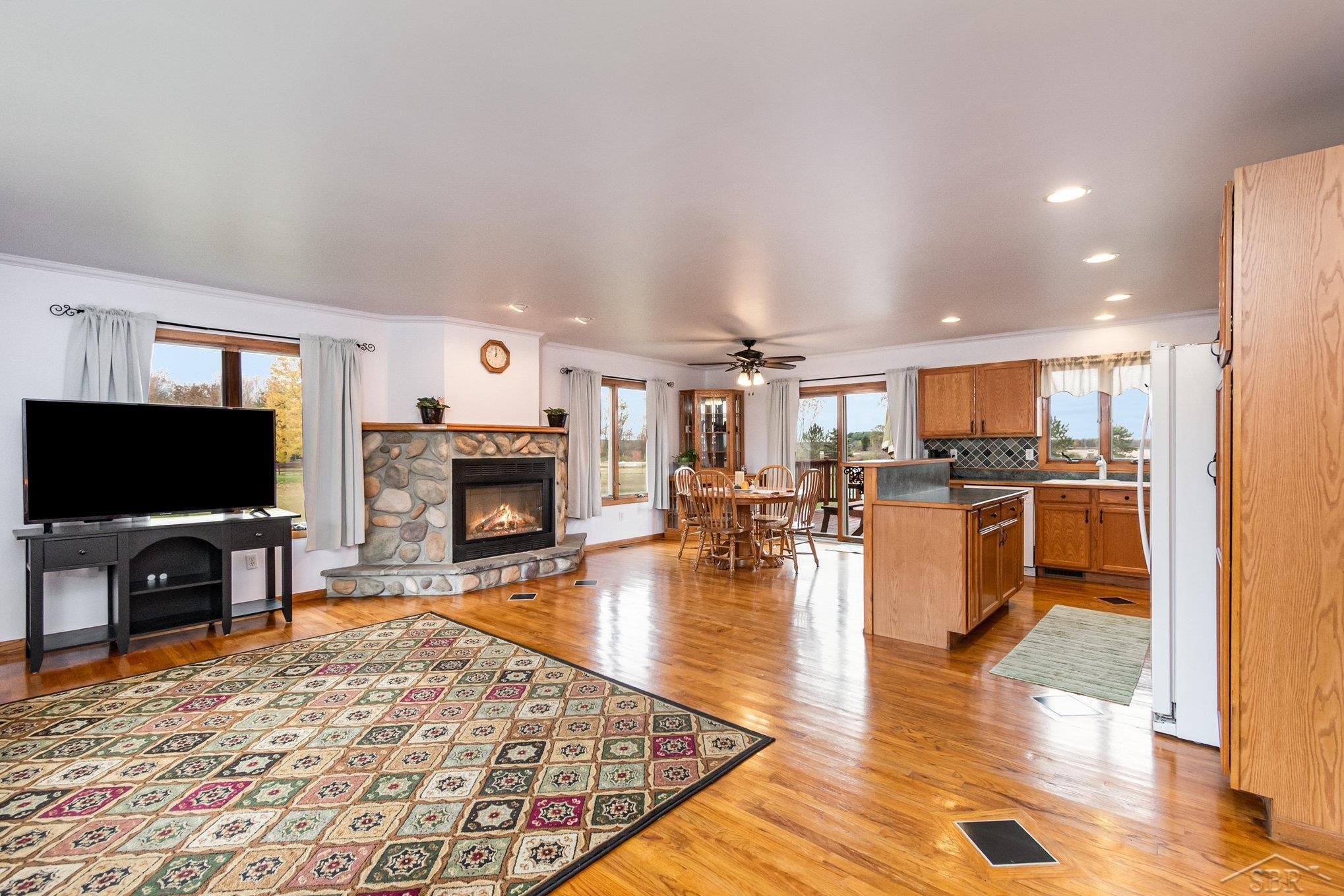 2626 E Laporte Road, Hemlock, MI 48626 — Photo 7