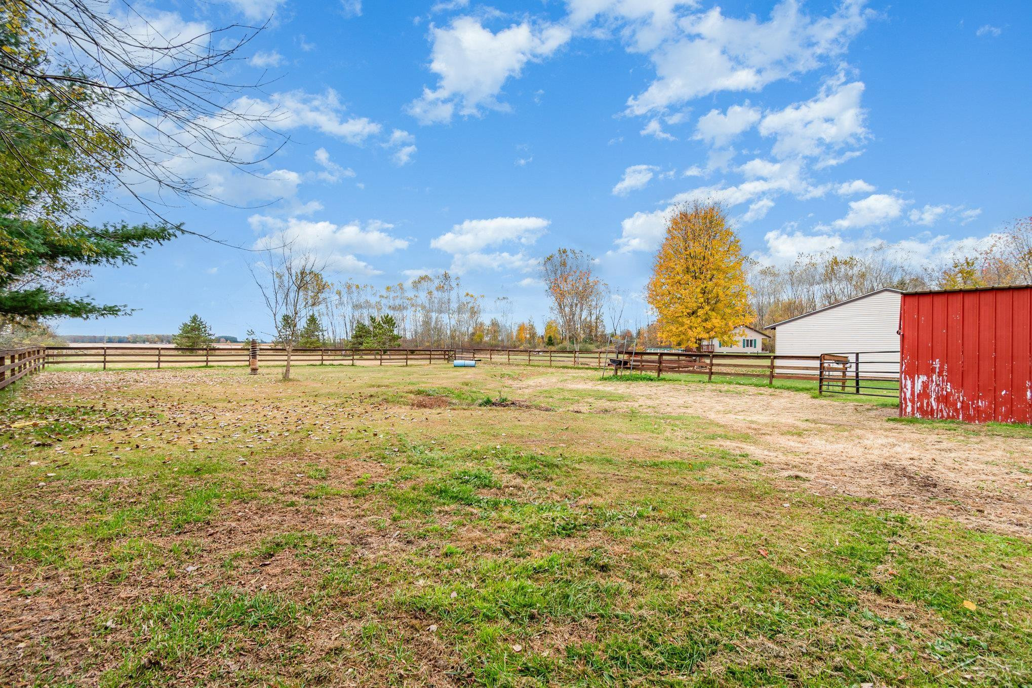 2626 E Laporte Road, Hemlock, MI 48626 — Photo 28