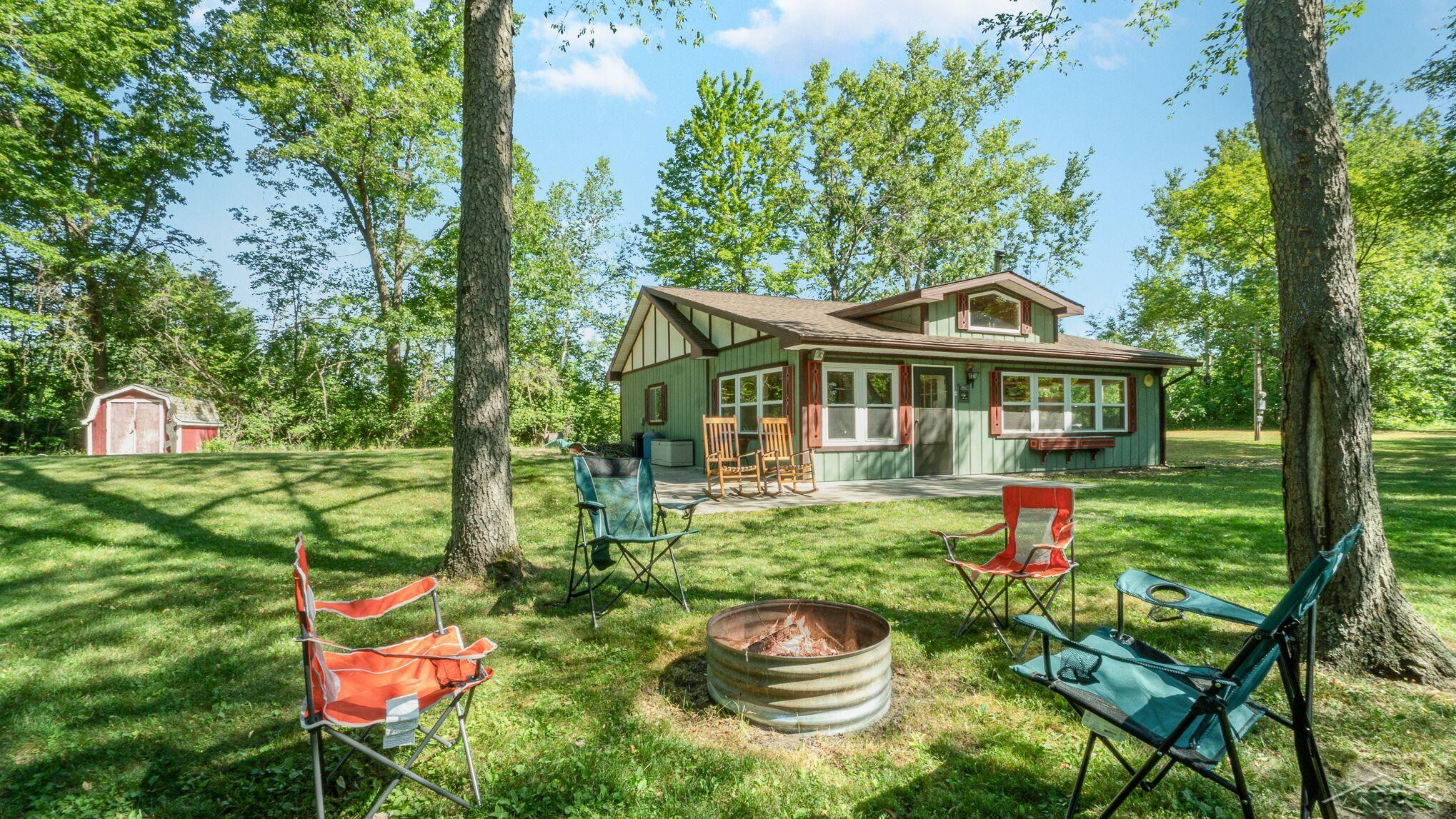 4175 W Taral Terrace Drive, Au Gres, MI 48703 — front exterior