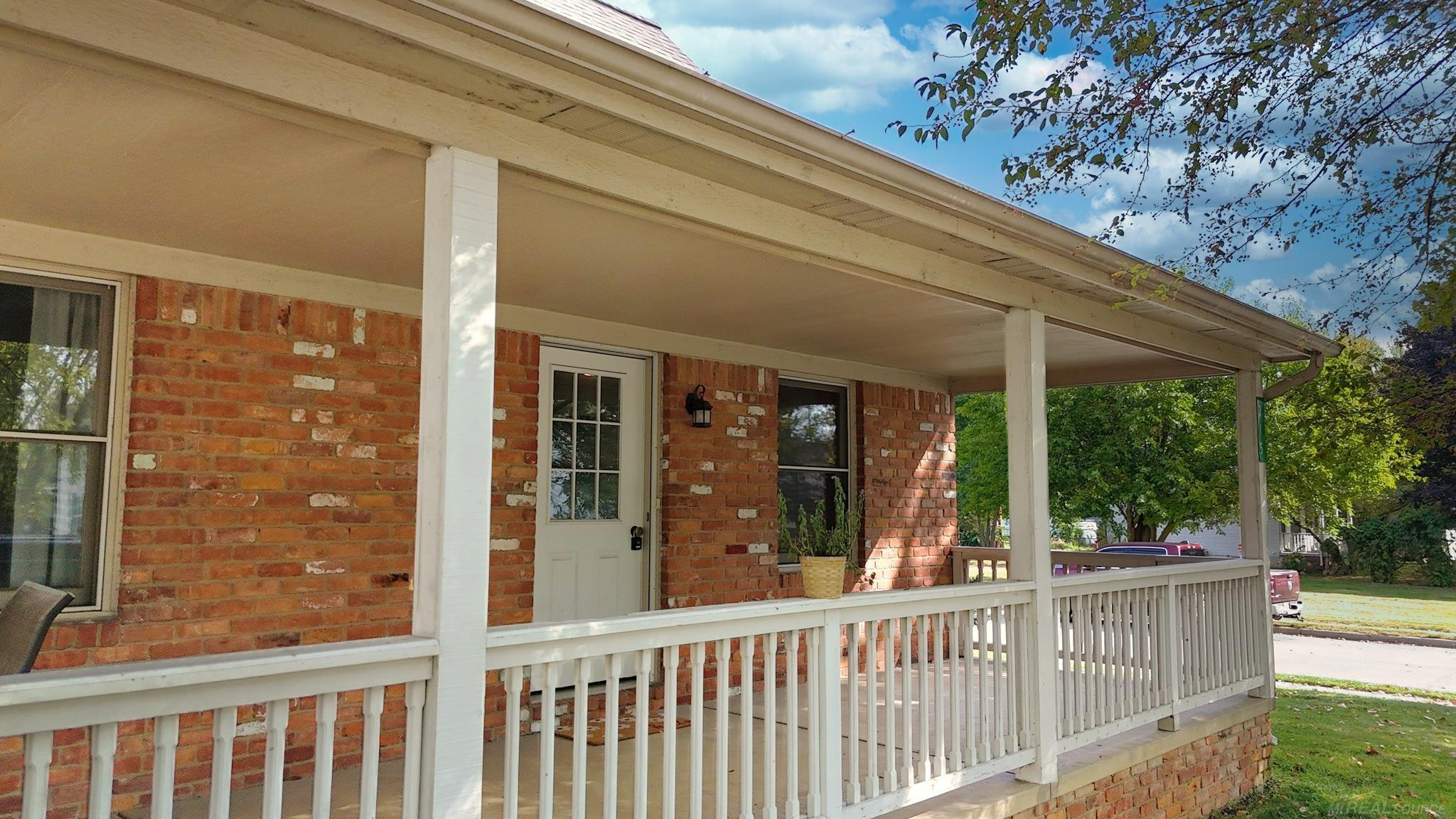 315 E Saint Clair Street, MI 48065 — Photo 2