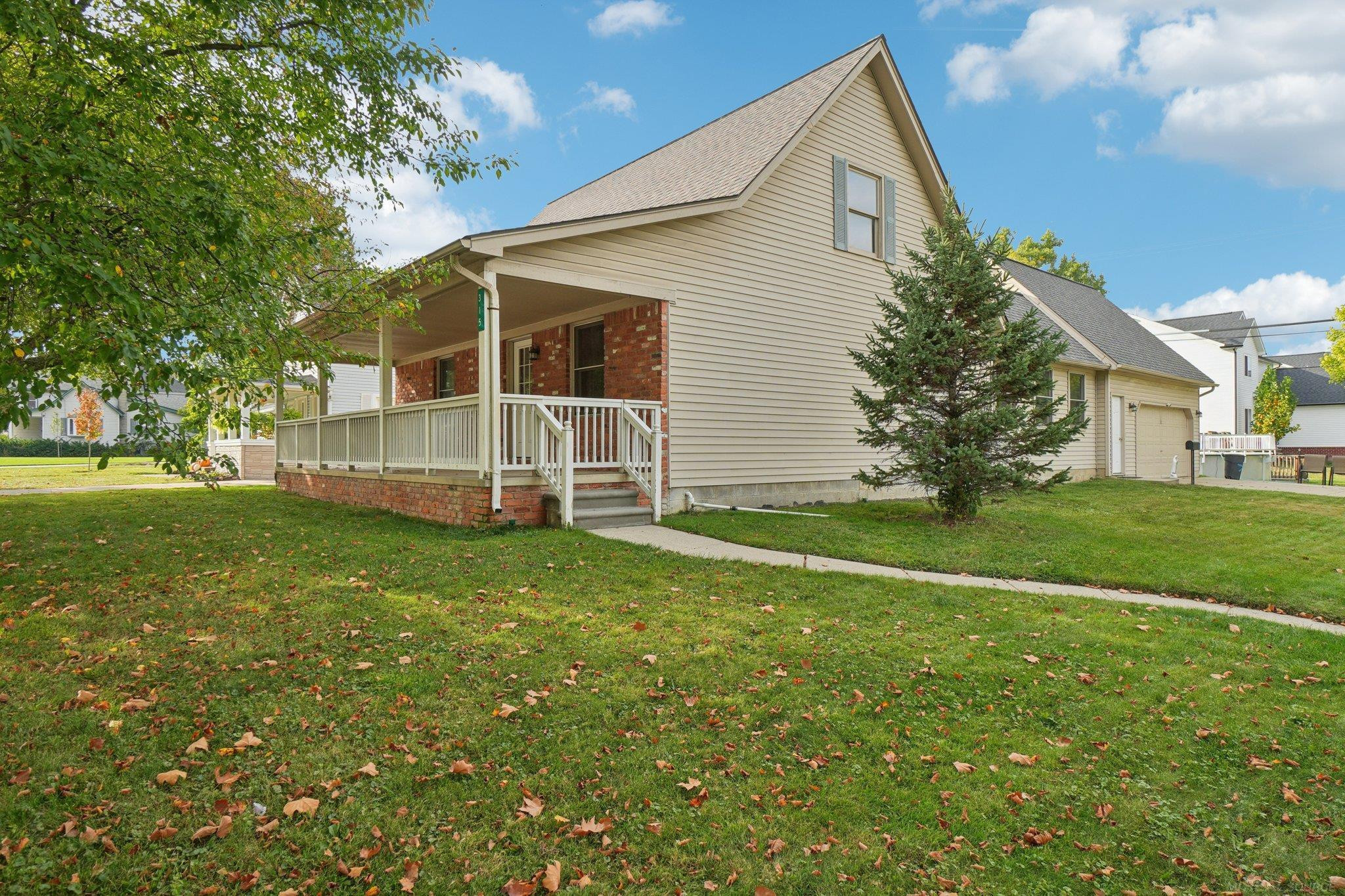 315 E Saint Clair Street, MI 48065 — Photo 3