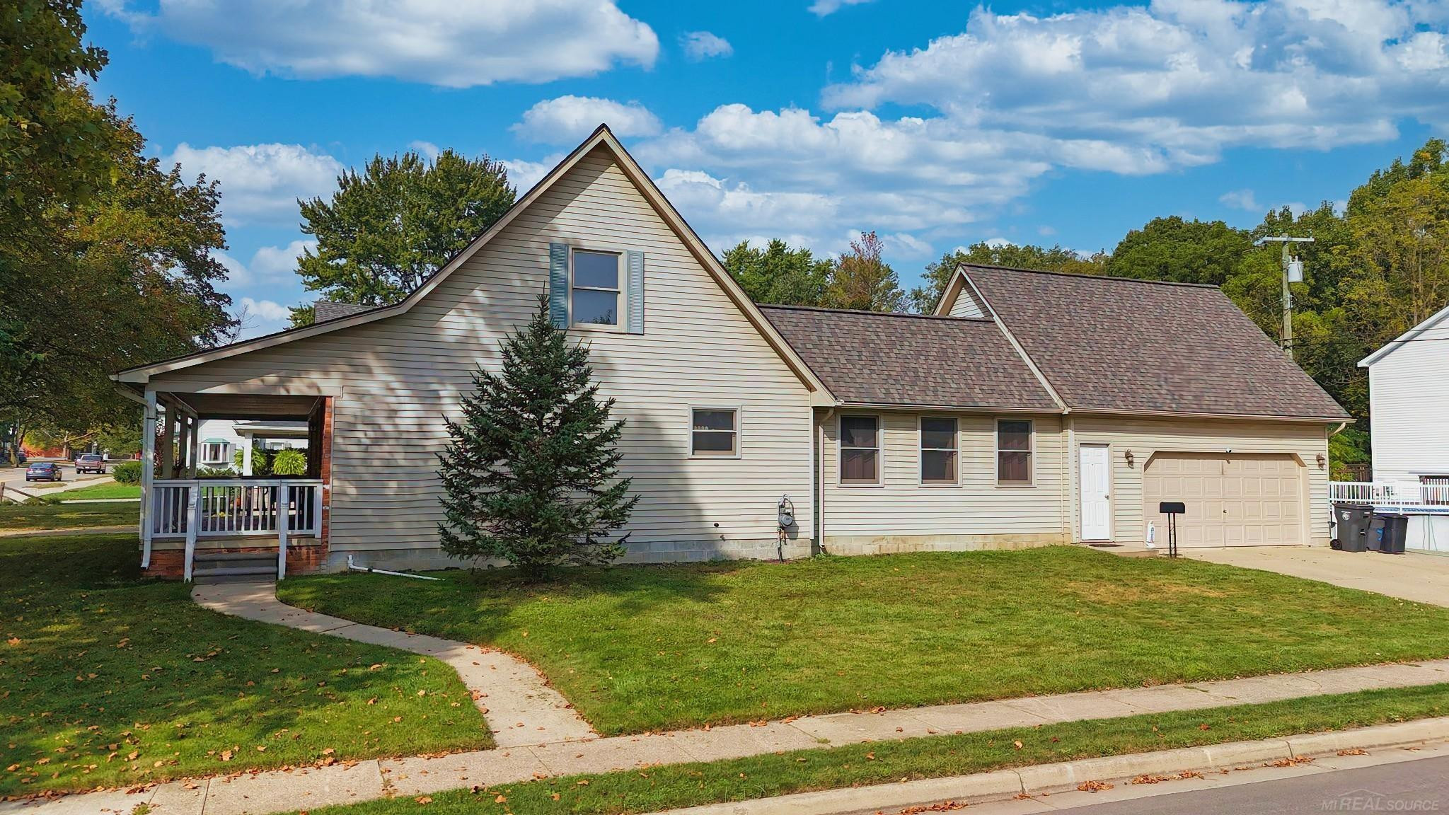 315 E Saint Clair Street, MI 48065 — Photo 5