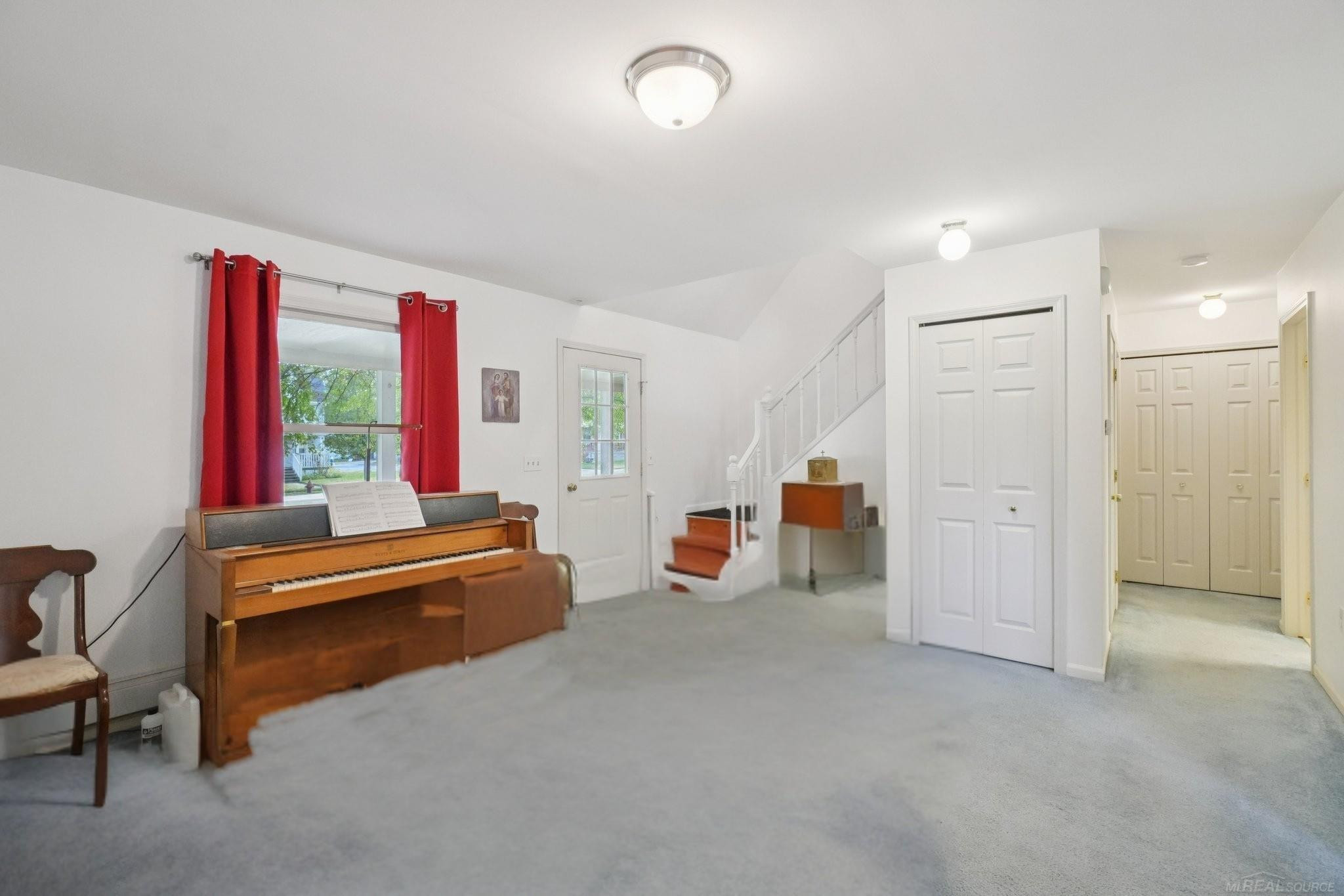 315 E Saint Clair Street, MI 48065 — Photo 15