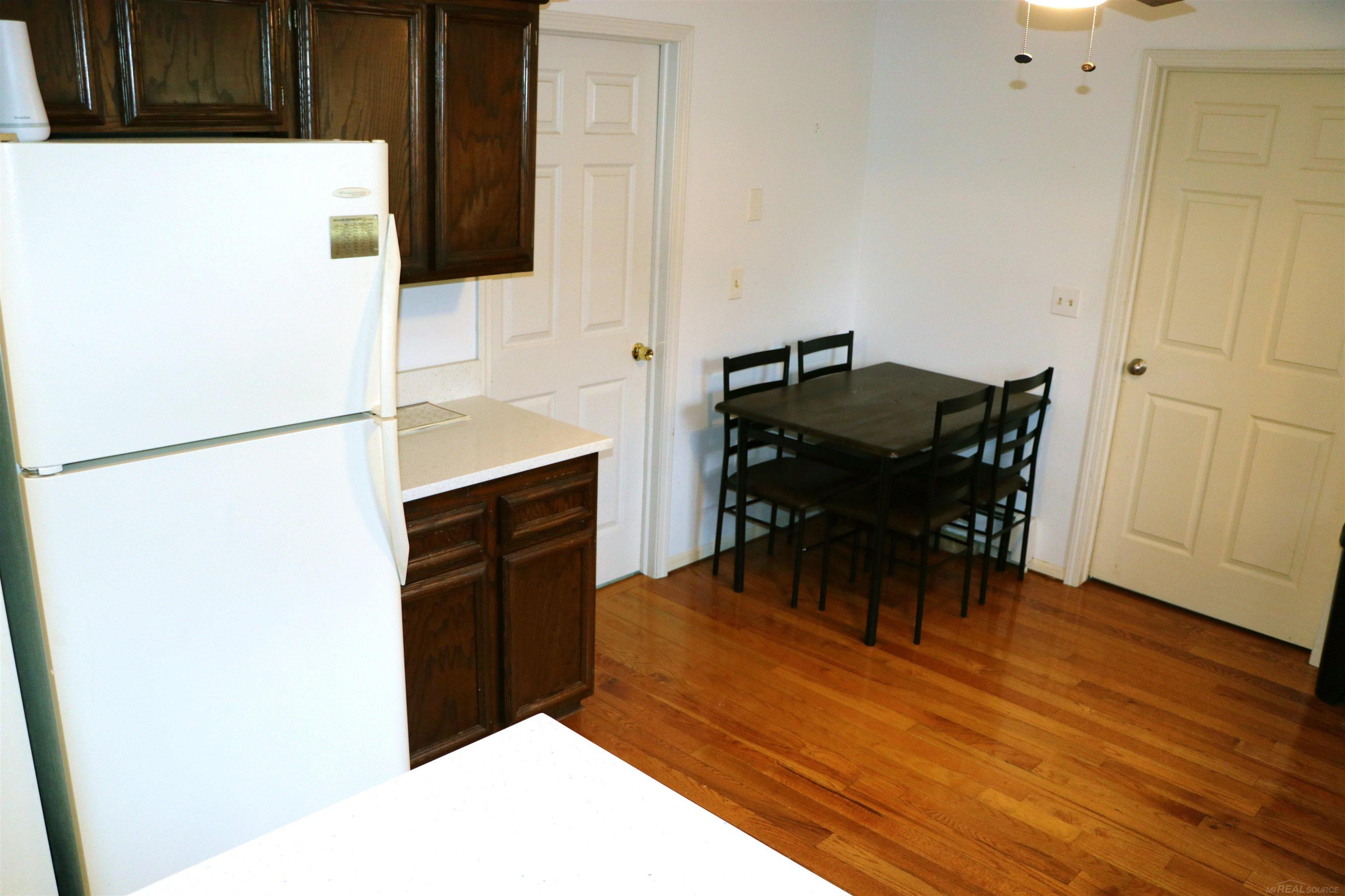 315 E Saint Clair Street, MI 48065 — Photo 20
