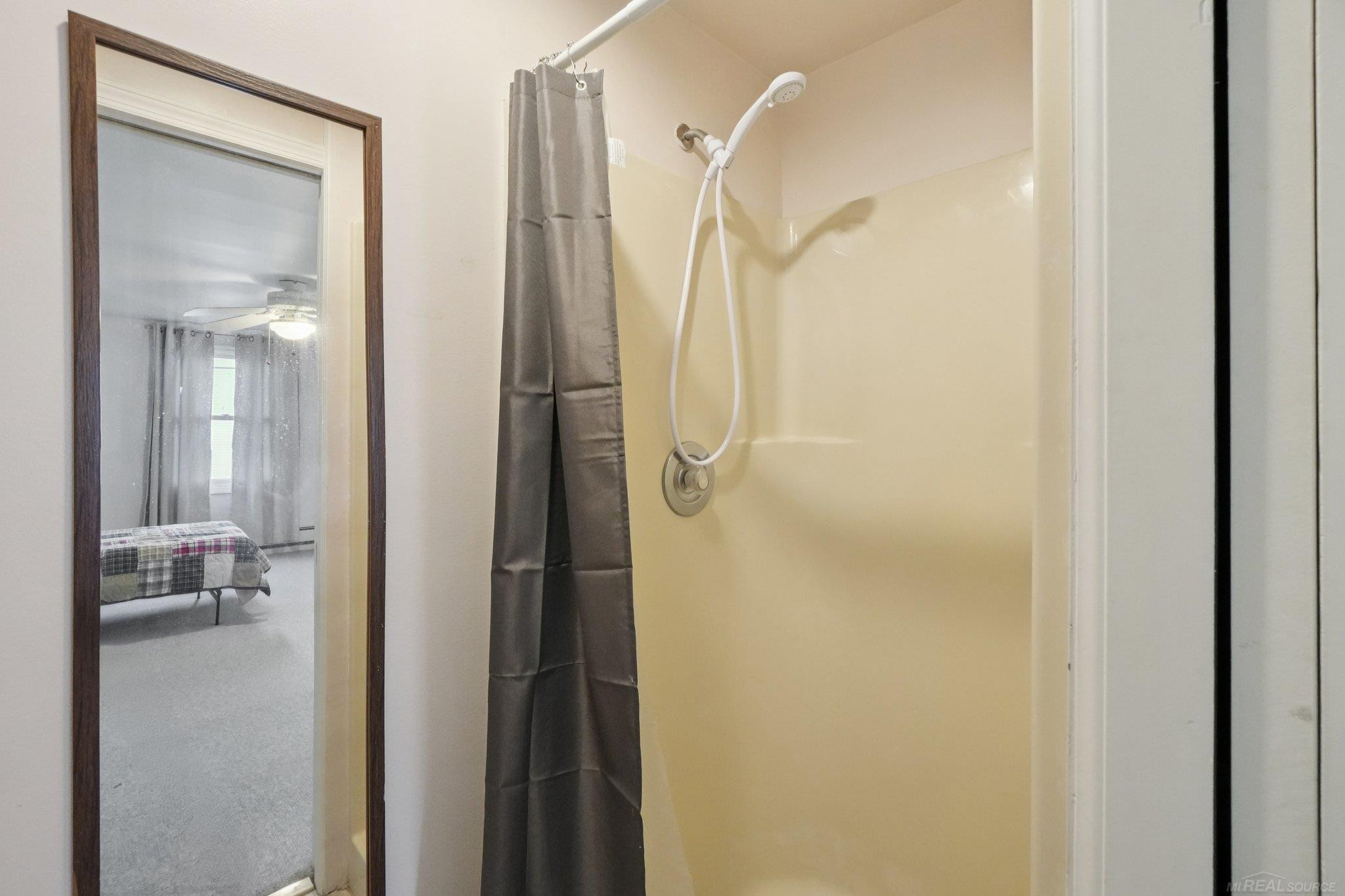 315 E Saint Clair Street, MI 48065 — Photo 48