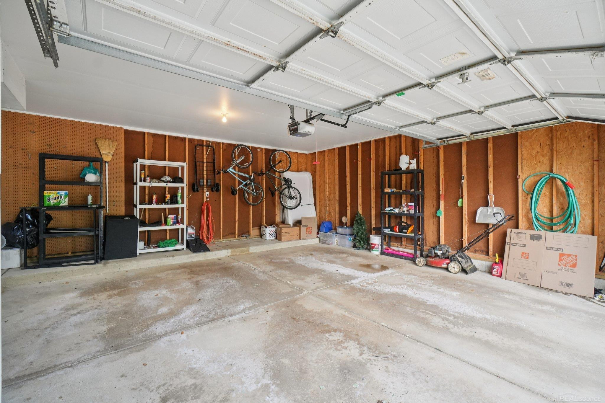 315 E Saint Clair Street, MI 48065 — Photo 49