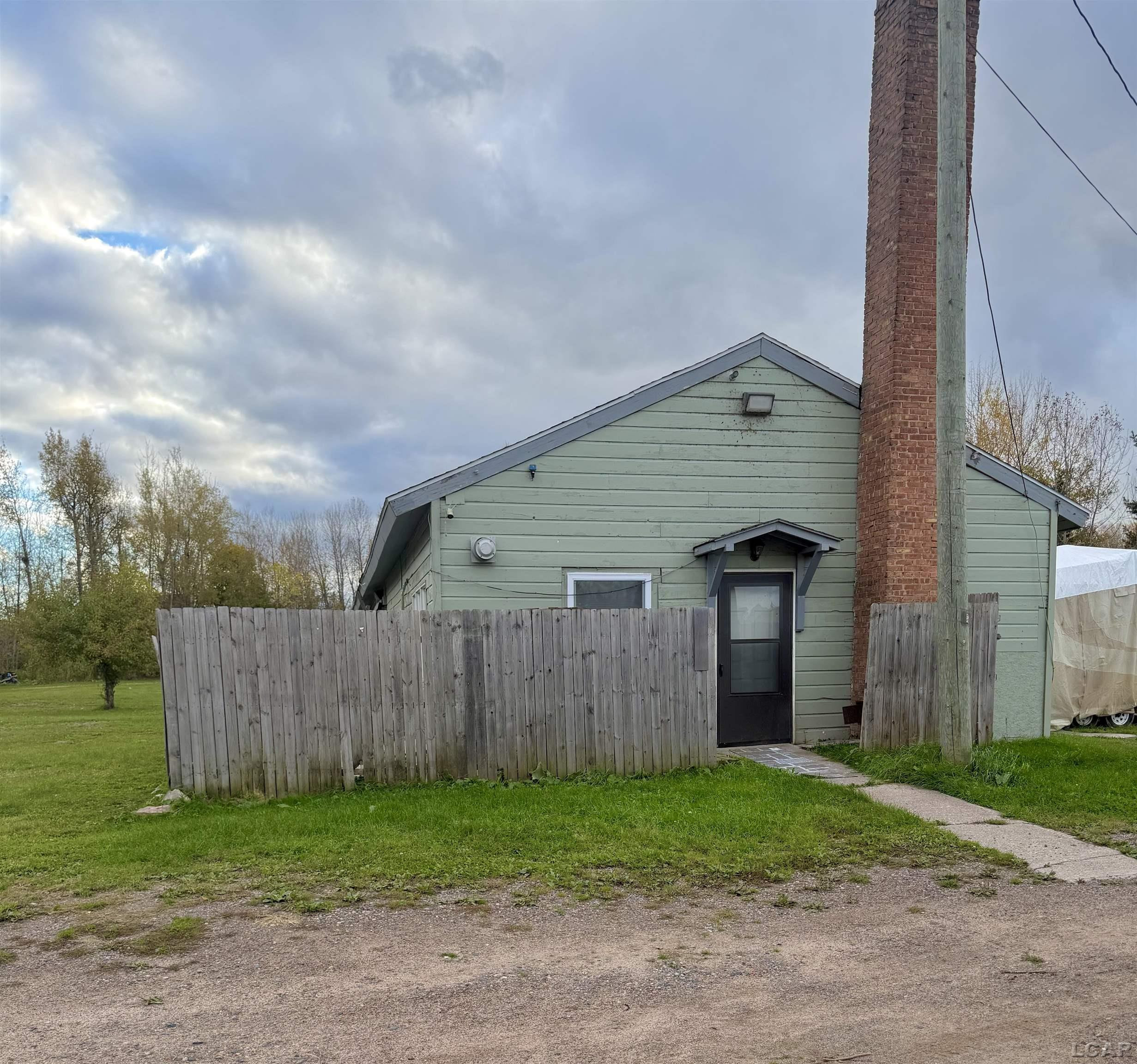 W 9th Street, MI 49783 — Photo 2