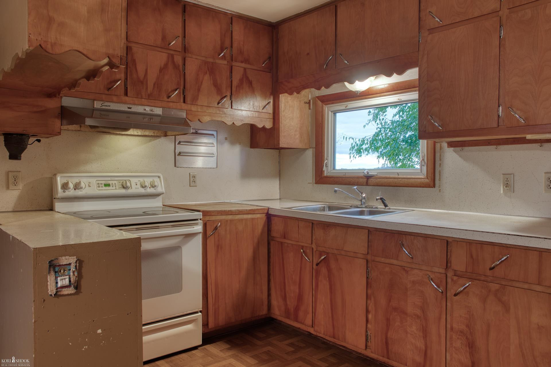 5230 E Newburg Road, Durand, MI 48429 — Photo 2