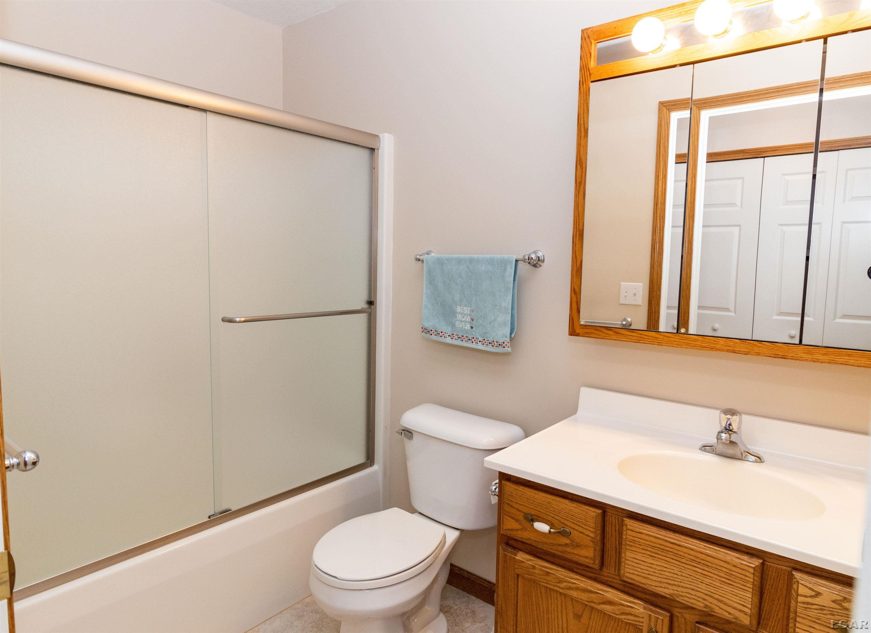 2101 Lakewood Drive, Adrian, MI 49221 — Photo 14